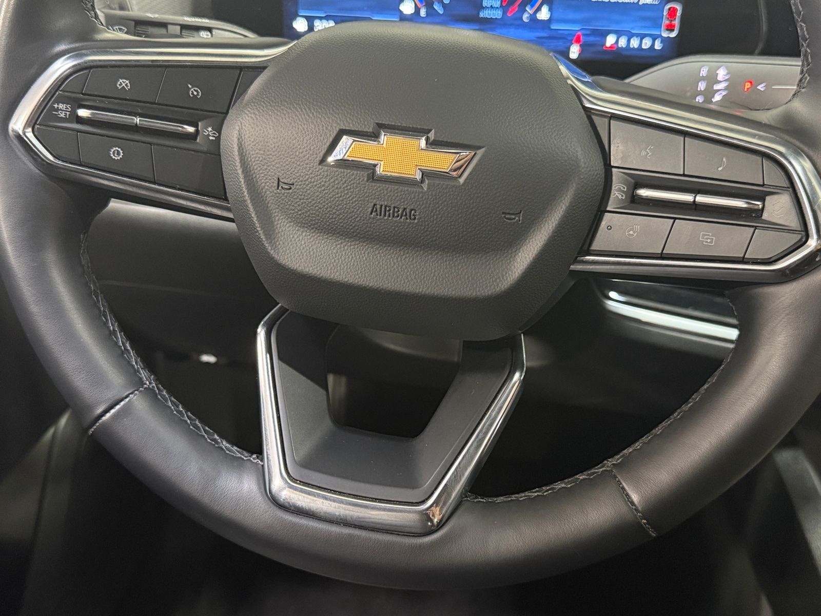 Thumbnail: 2025 Chevrolet Equinox - 5