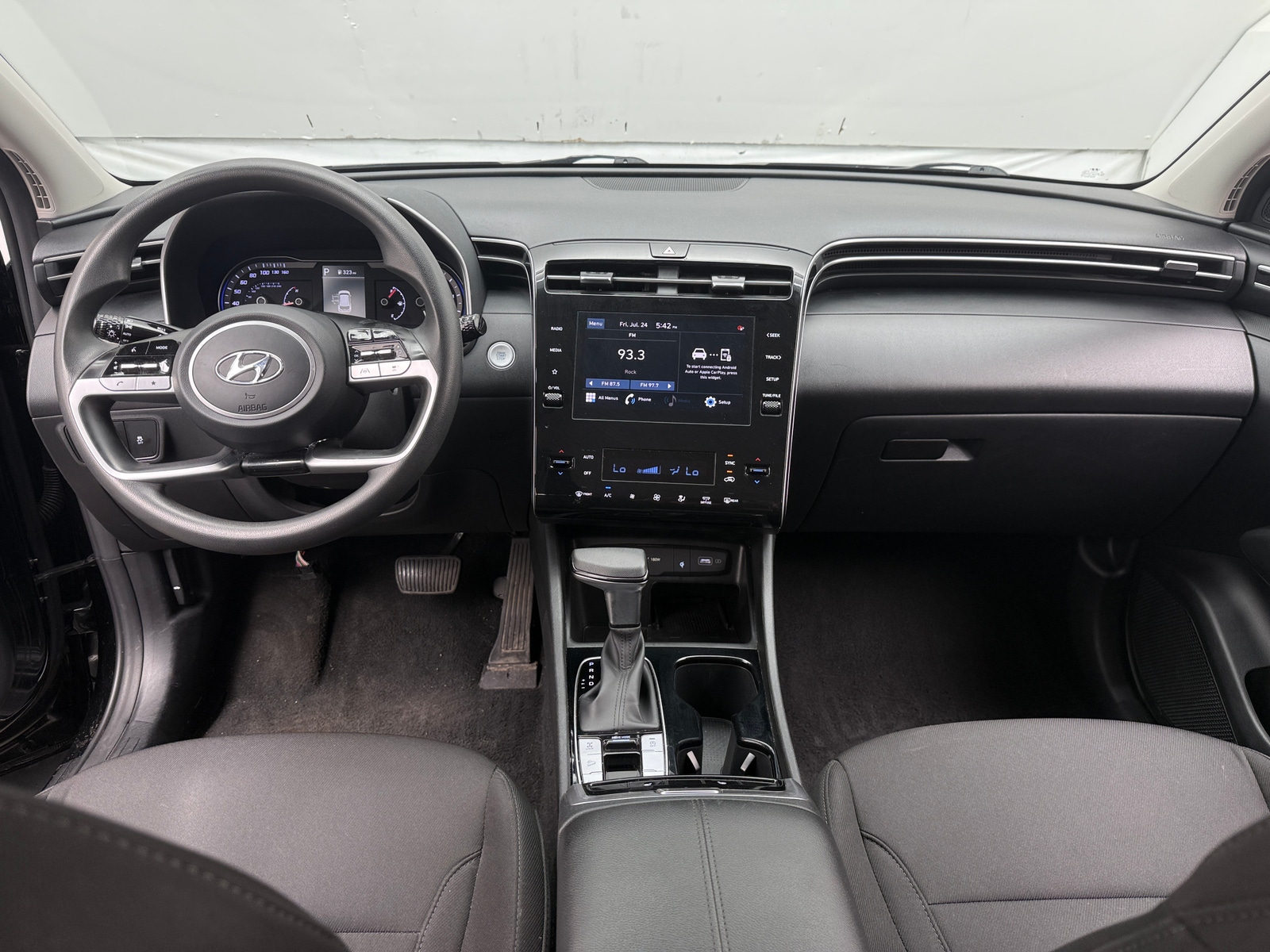Thumbnail: 2024 Hyundai Tucson - 3