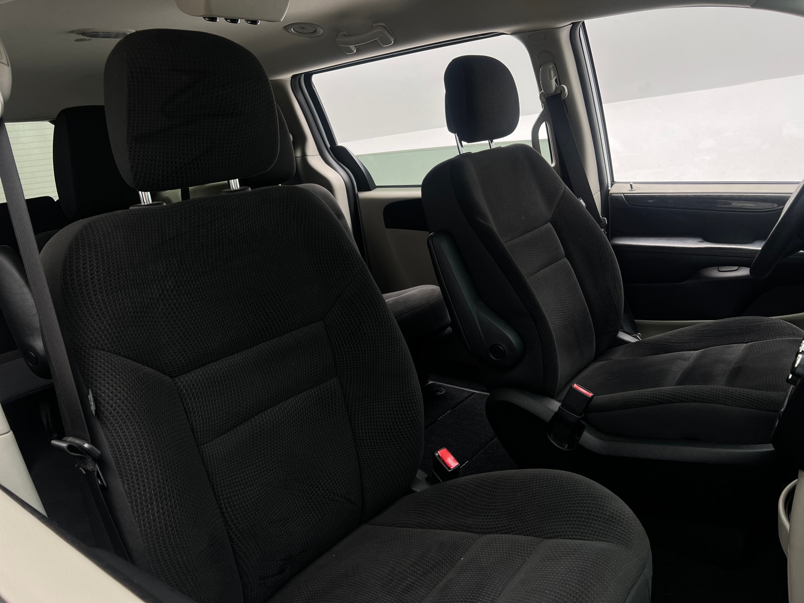 Thumbnail: 2019 Dodge Grand Caravan - 2