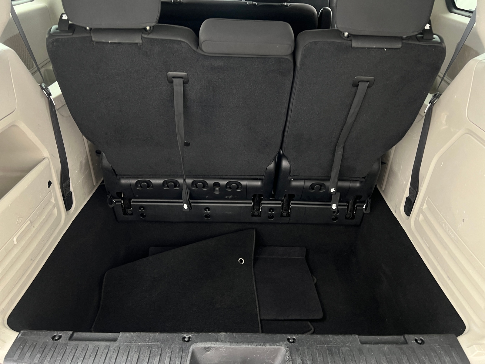 Thumbnail: 2019 Dodge Grand Caravan - 7