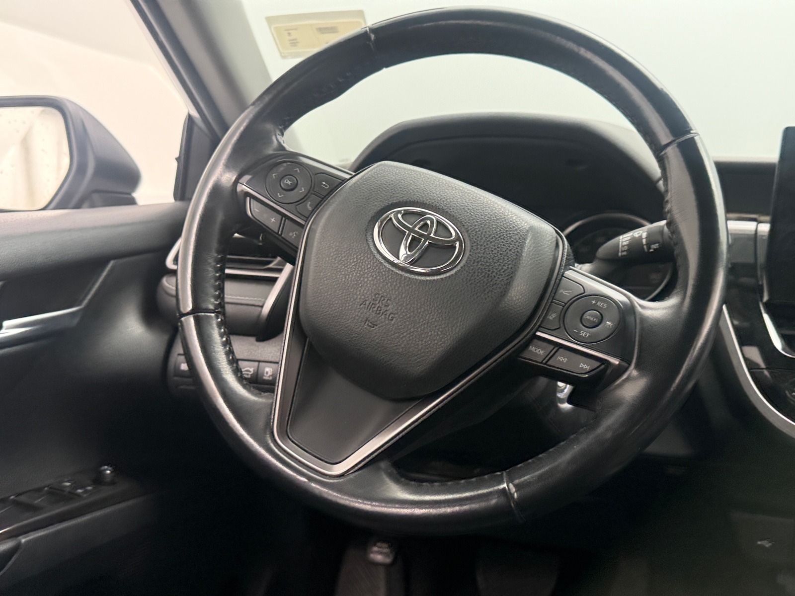 Thumbnail: 2022 Toyota Camry - 4