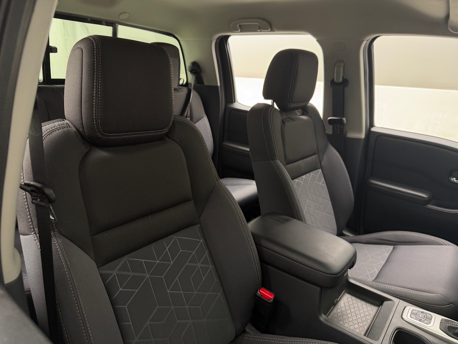 Thumbnail: 2026 Nissan Frontier - 2