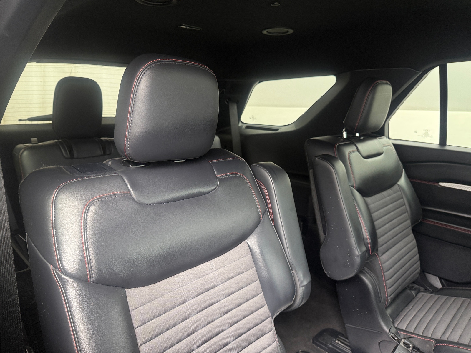 Thumbnail: 2026 Ford Explorer - 5