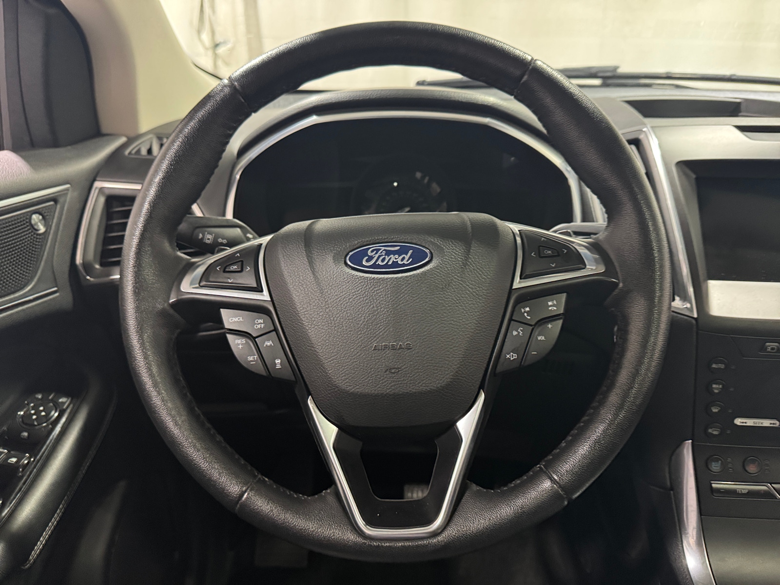 Thumbnail: 2020 Ford Edge - 4
