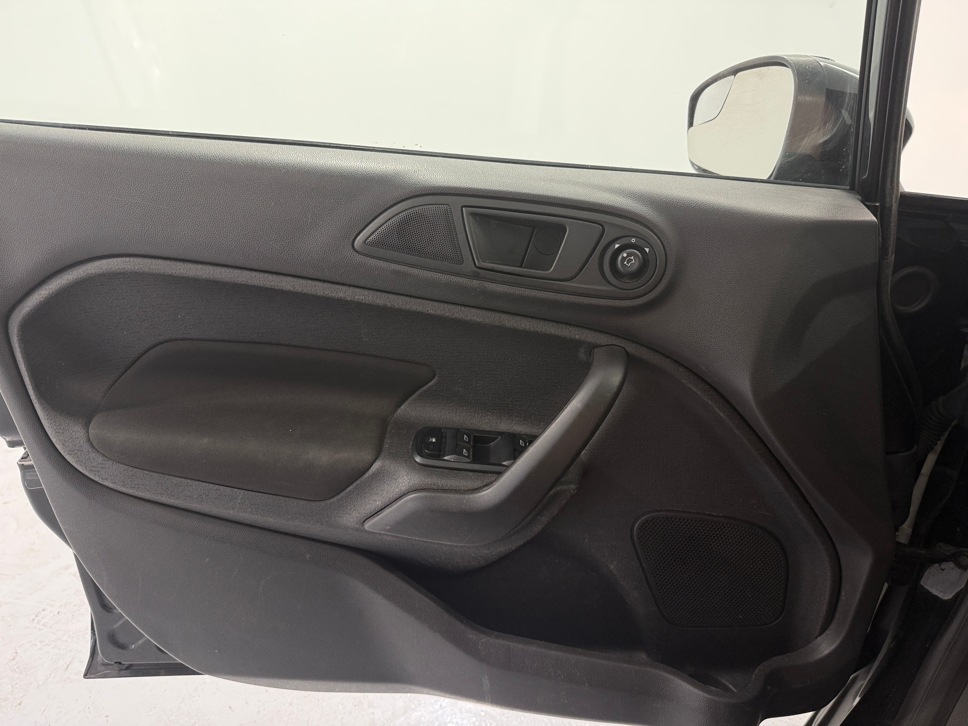 Used 2018 Ford Fiesta SE with VIN 3FADP4EJ8JM128870 for sale in Pewaukee, WI