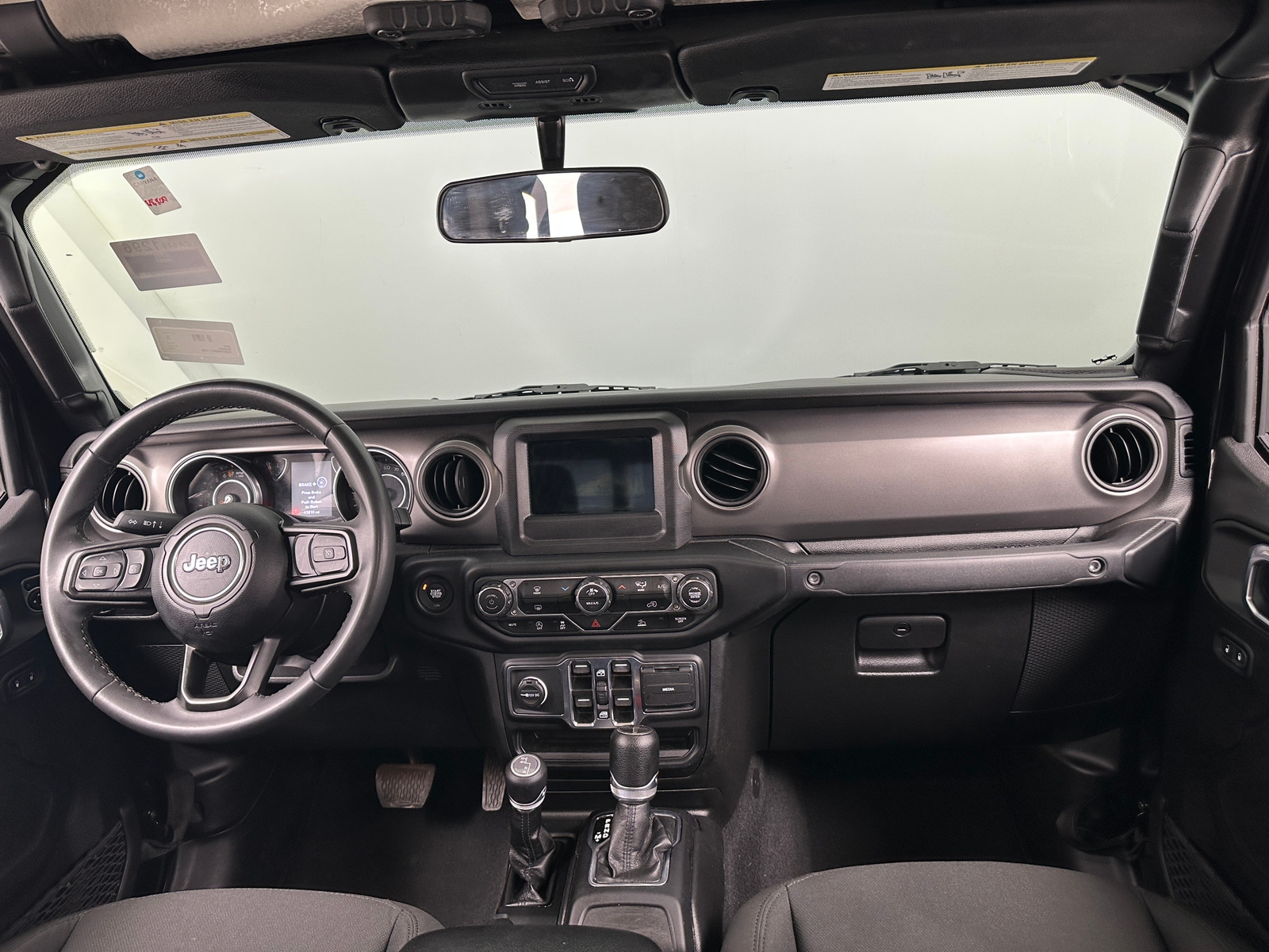 Thumbnail: 2023 Jeep Gladiator - 3