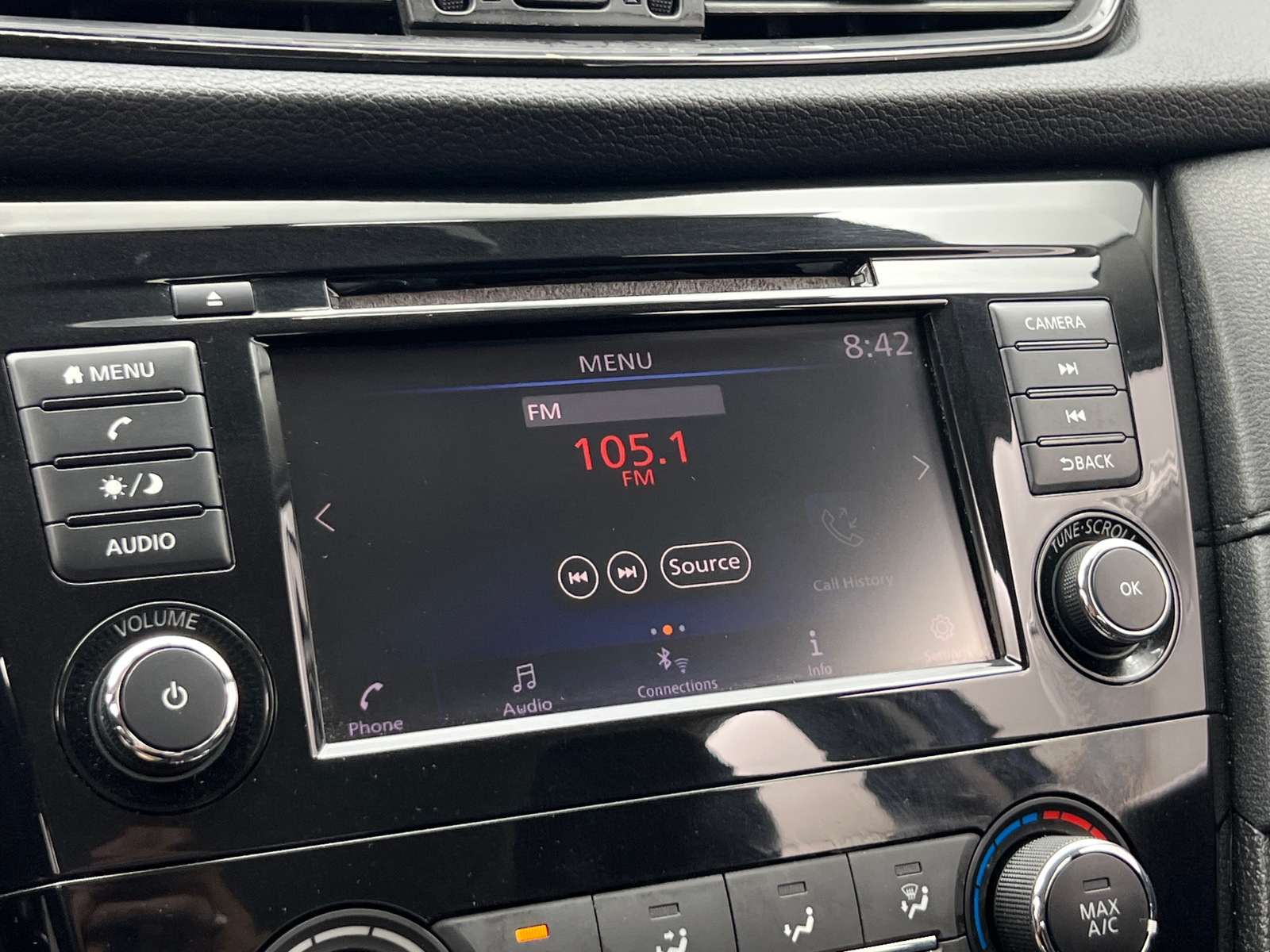 Thumbnail: 2018 Nissan Rogue - 4