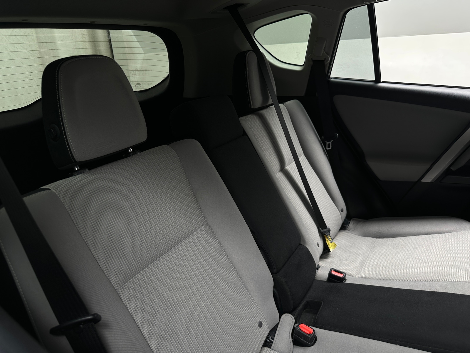 Thumbnail: 2017 Toyota RAV4 - 6