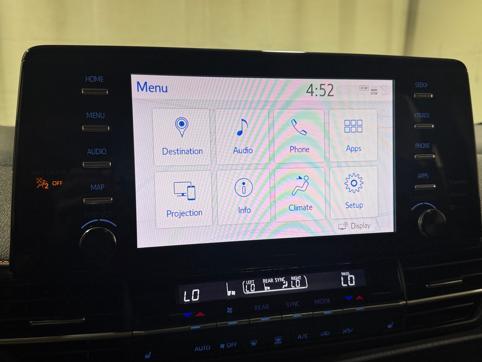 Thumbnail: 2022 Toyota Sienna - 3