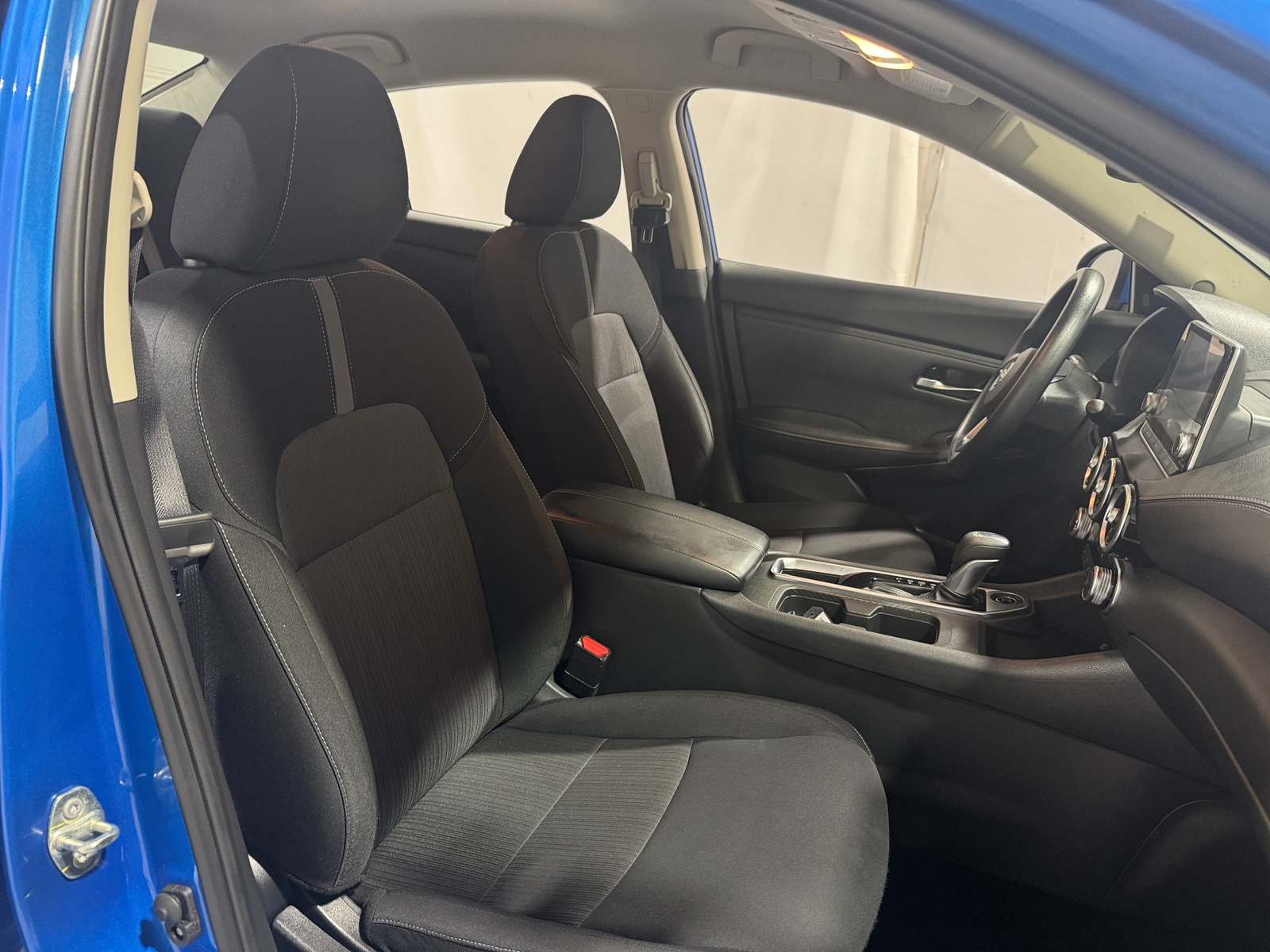 Thumbnail: 2025 Nissan Sentra - 2