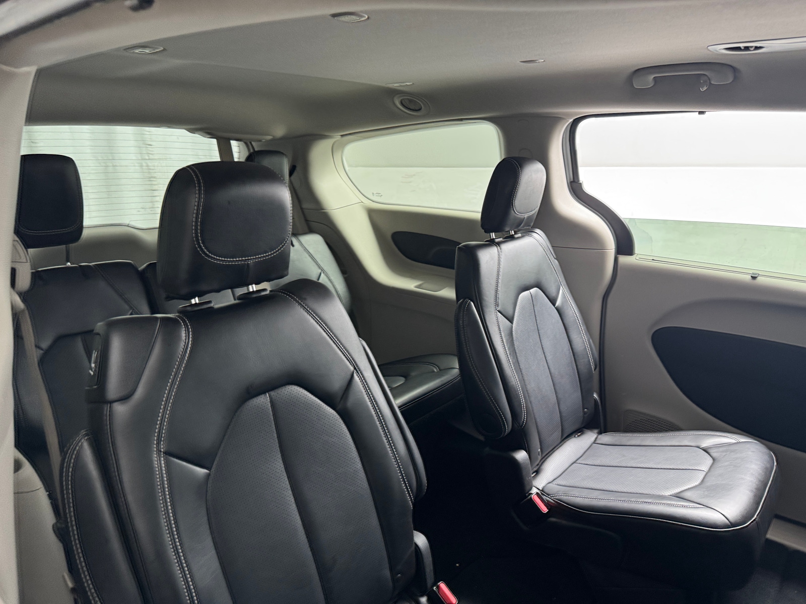 Thumbnail: 2024 Chrysler Pacifica - 5
