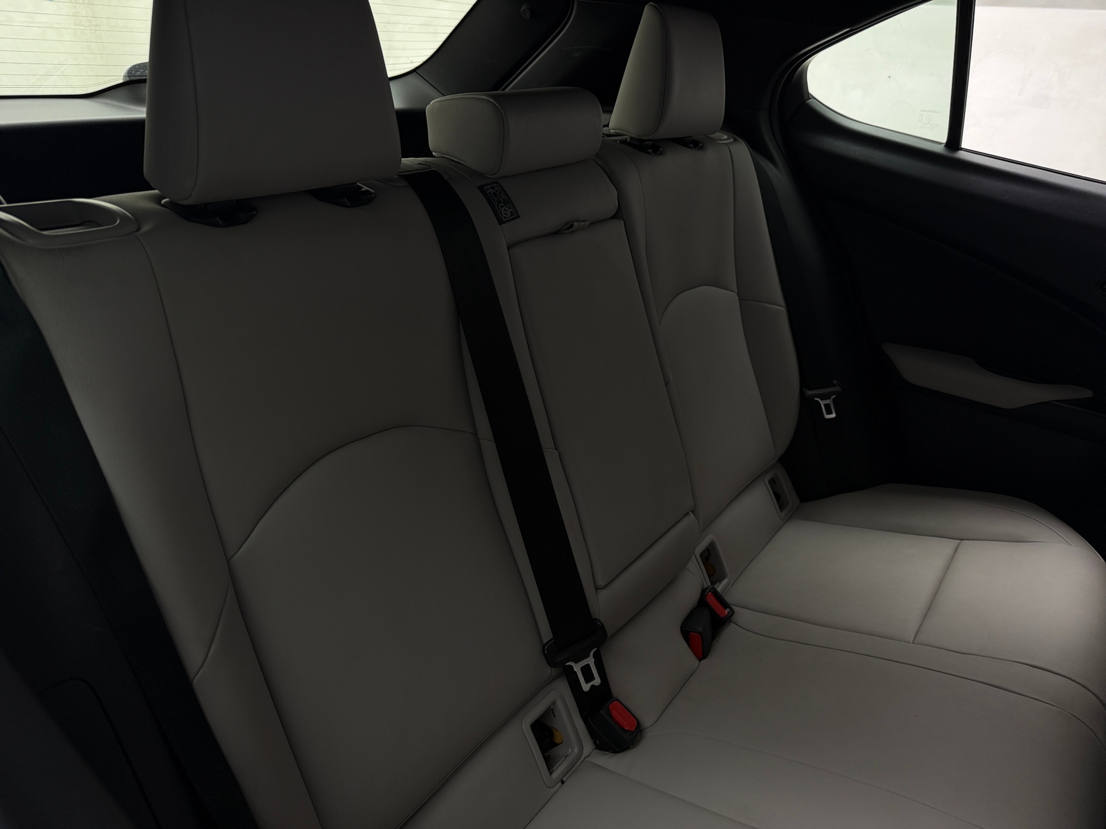 Thumbnail: 2022 Lexus UX - 5