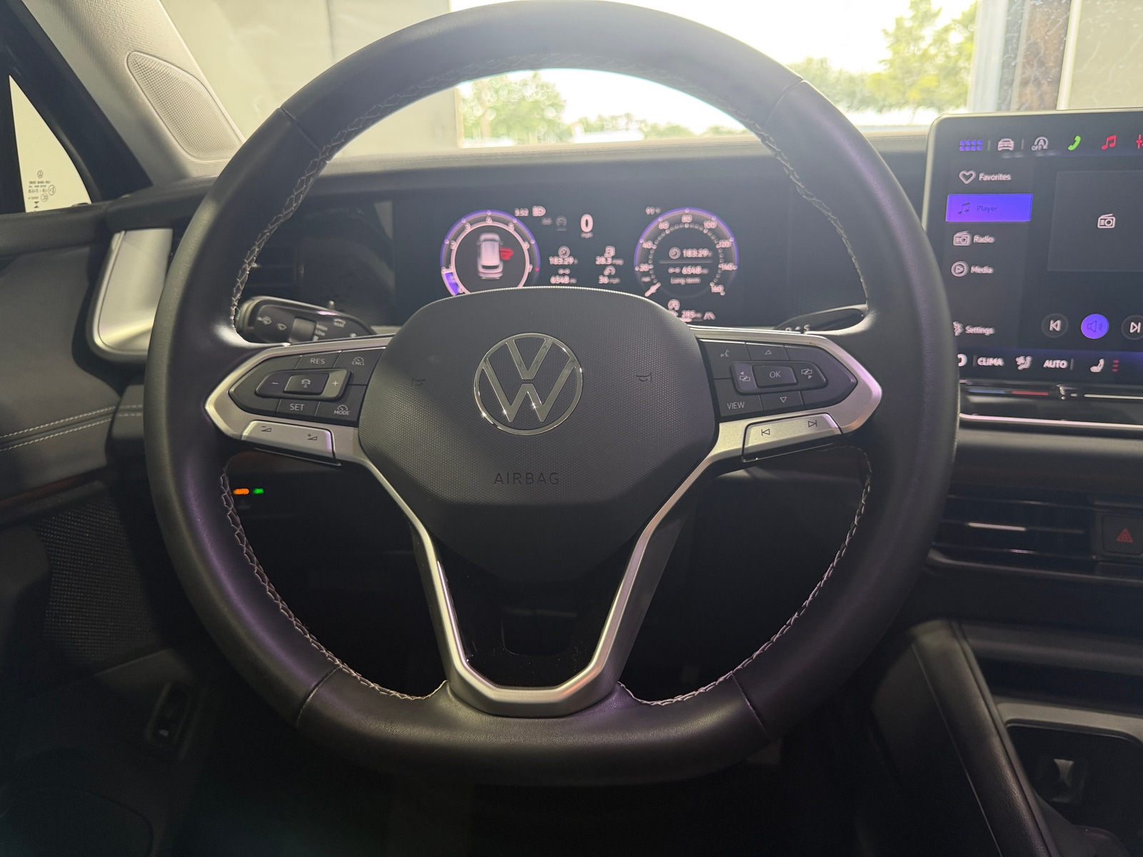 Thumbnail: 2026 Volkswagen Tiguan - 4