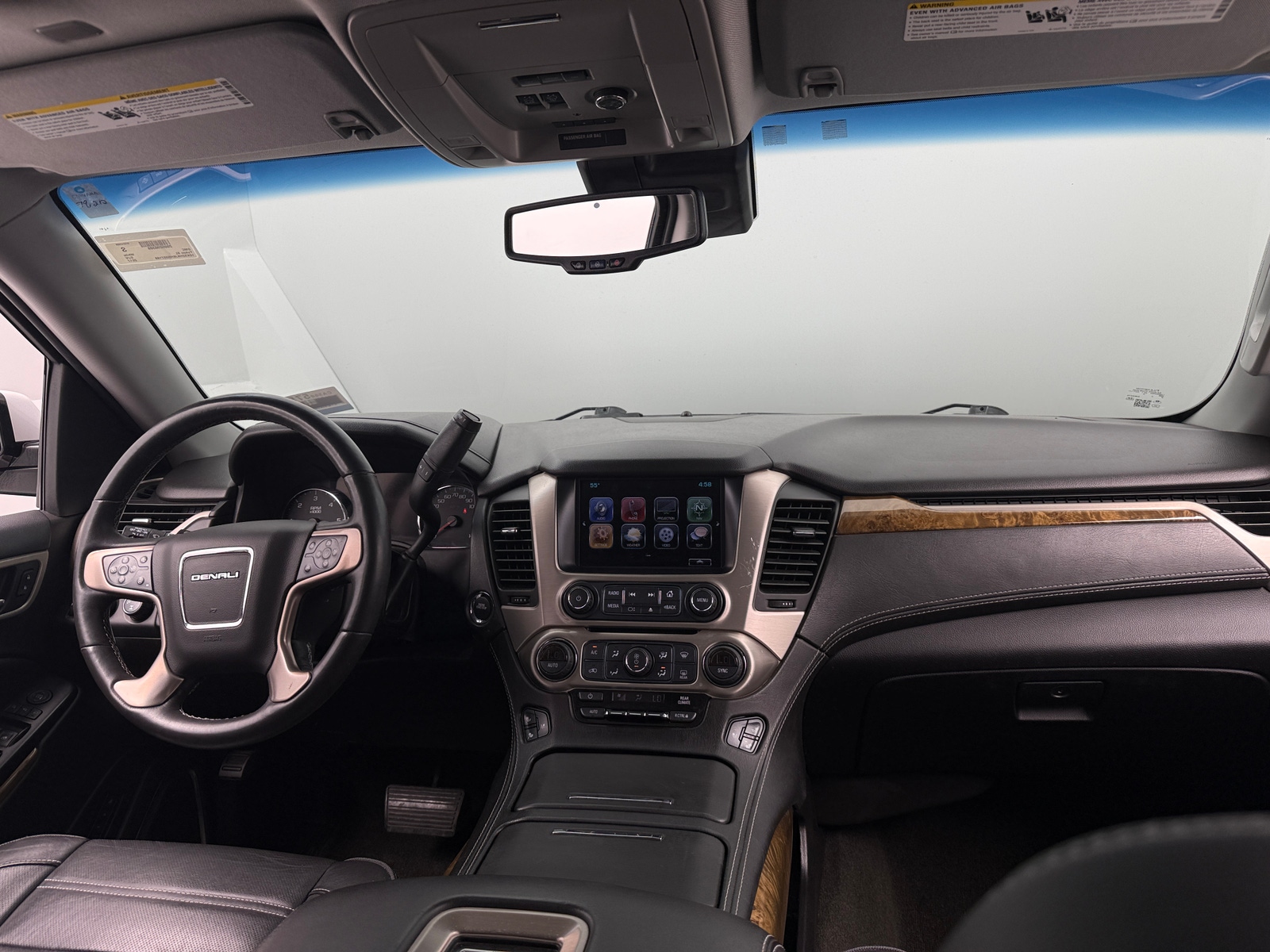 Thumbnail: 2017 GMC Yukon XL - 2