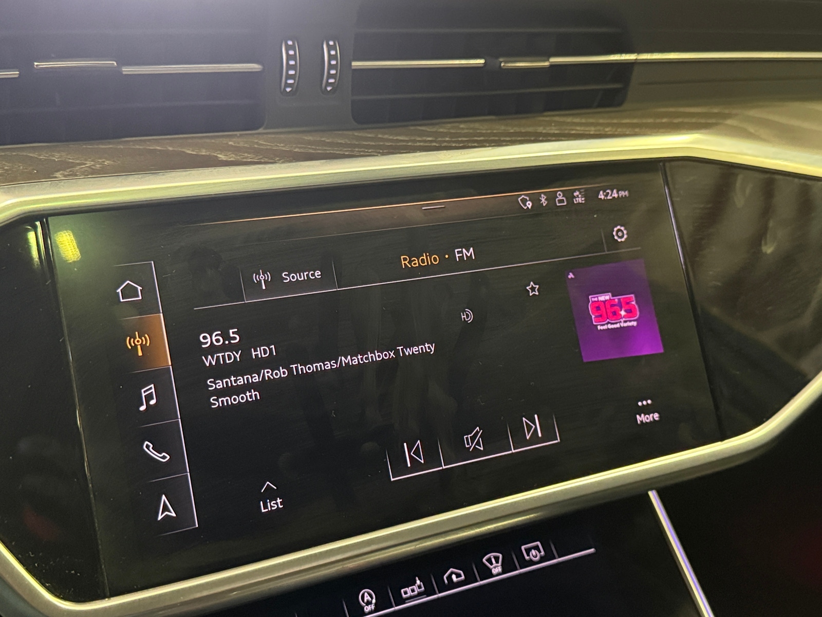 Thumbnail: 2020 Audi S6 - 3