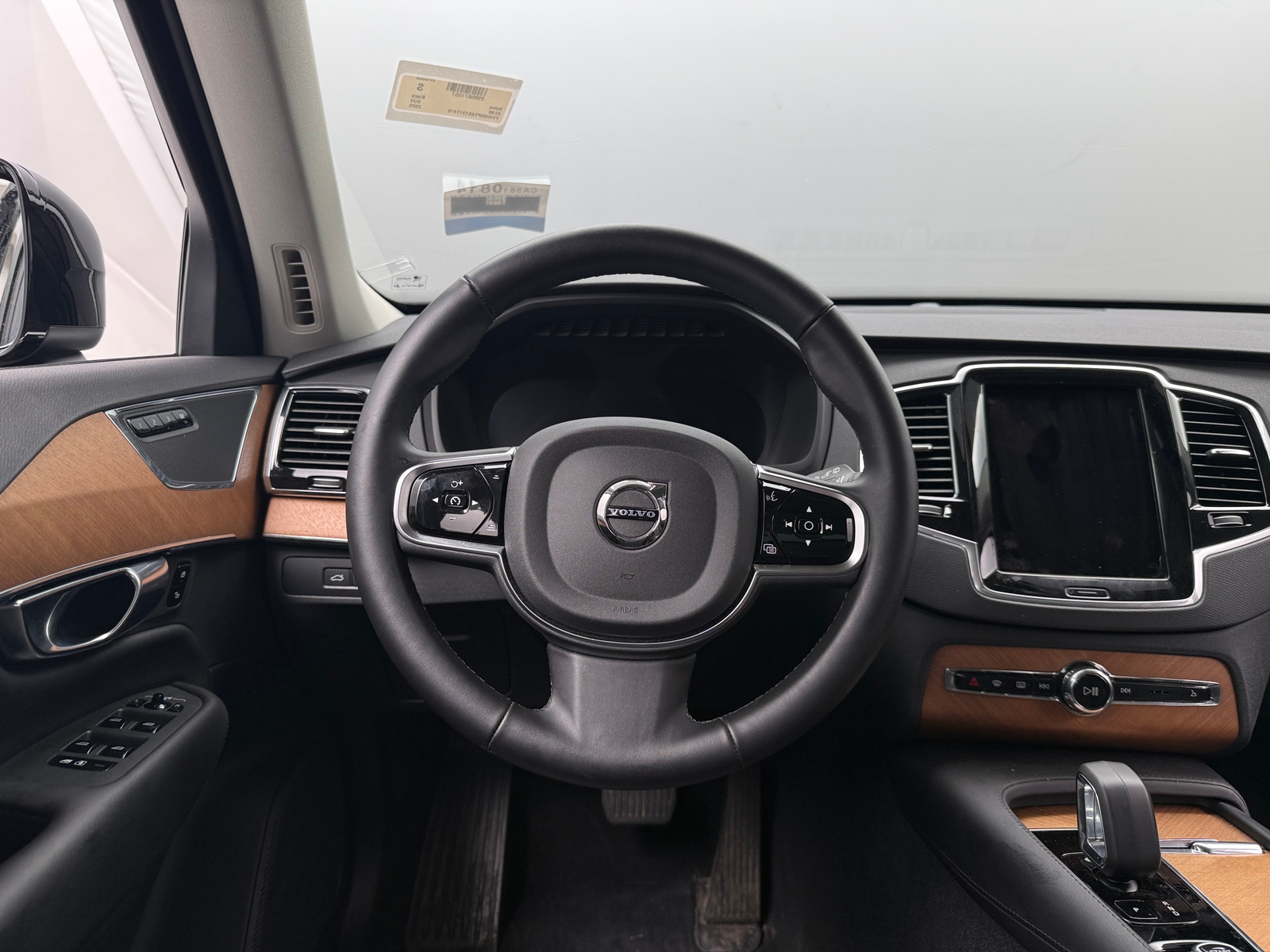 Thumbnail: 2025 Volvo XC90 - 4