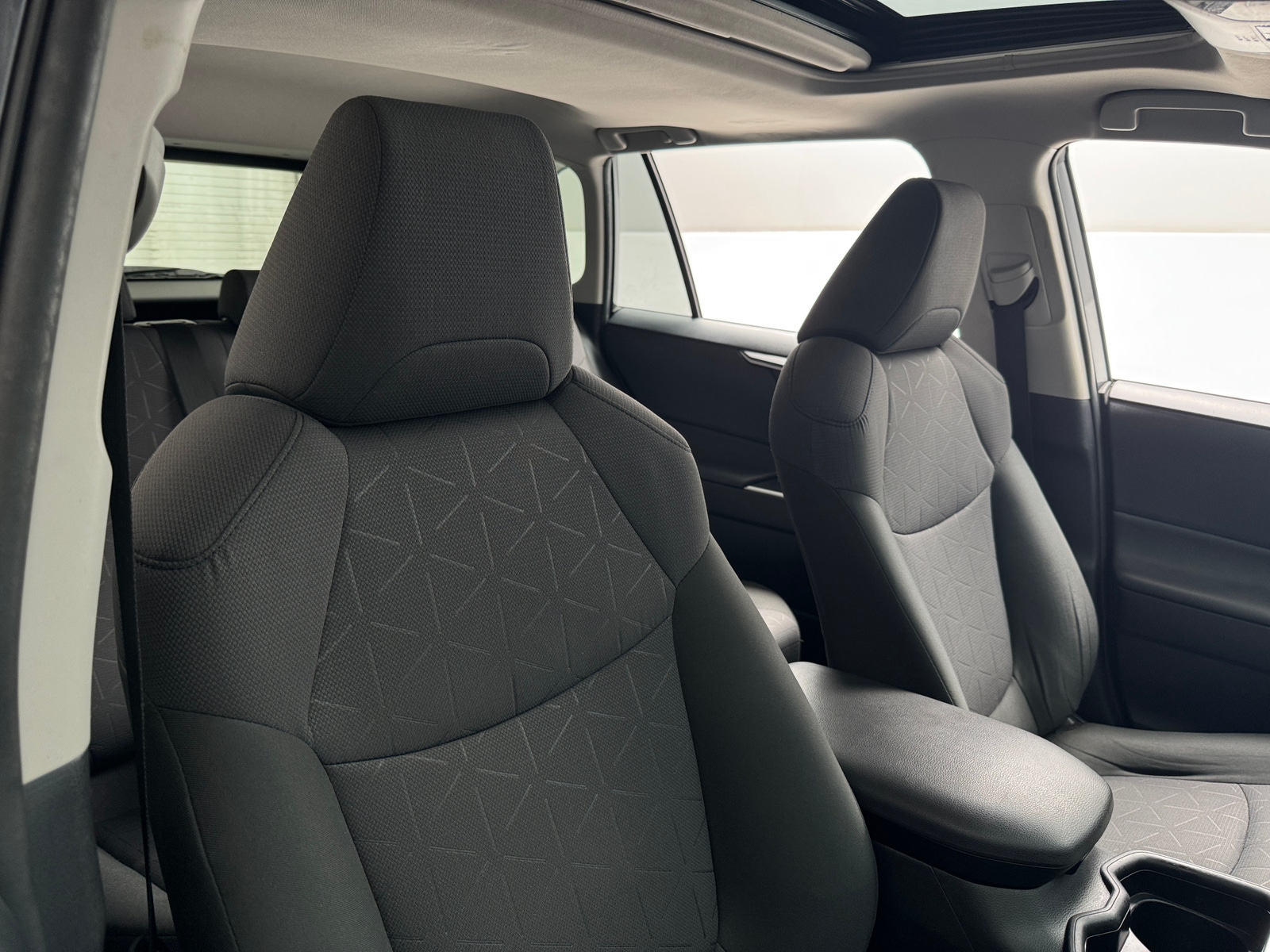 Thumbnail: 2019 Toyota RAV4 - 2
