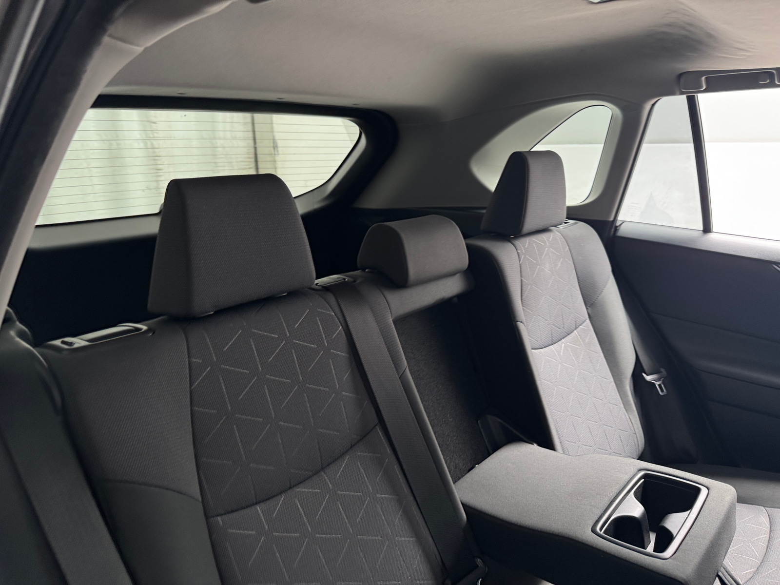 Thumbnail: 2019 Toyota RAV4 - 6