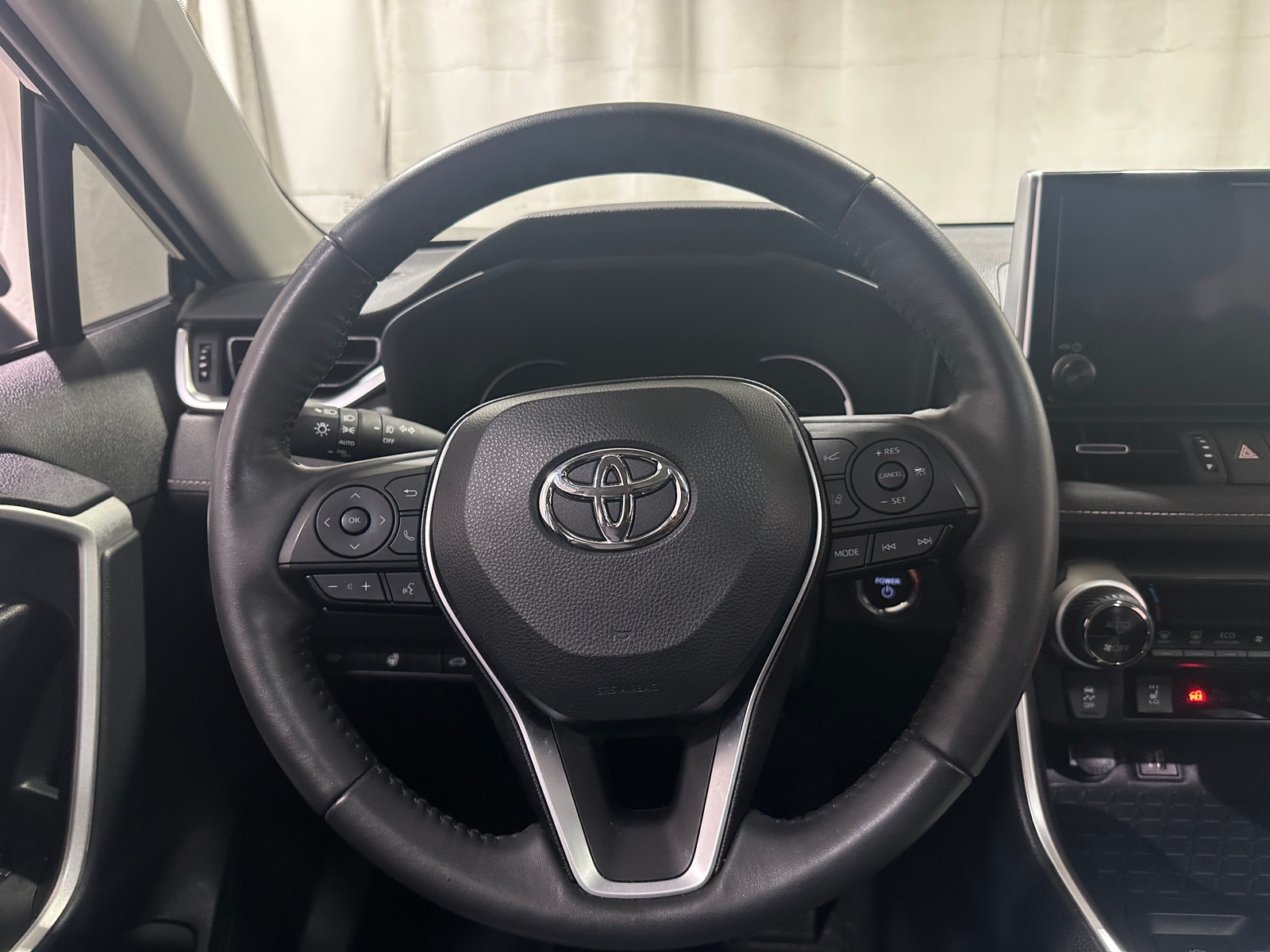 Thumbnail: 2024 Toyota RAV4 - 4