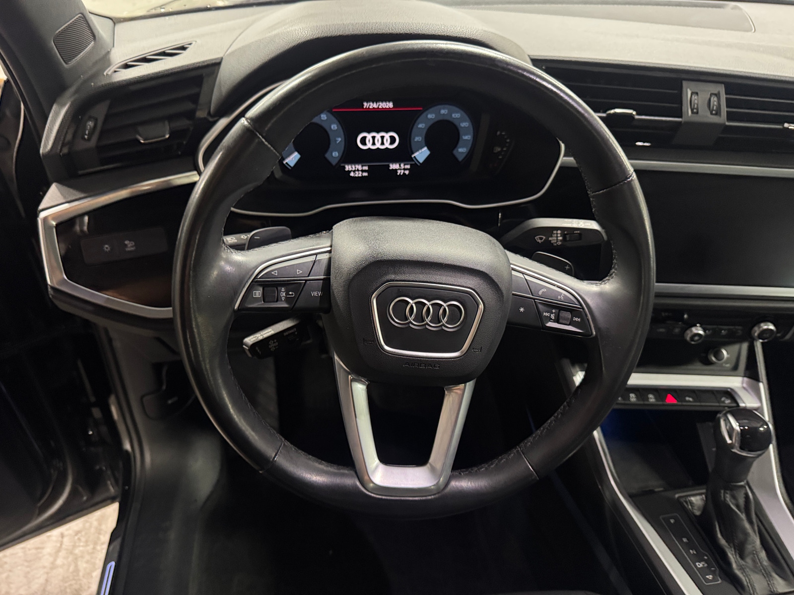 Thumbnail: 2022 Audi Q3 - 4