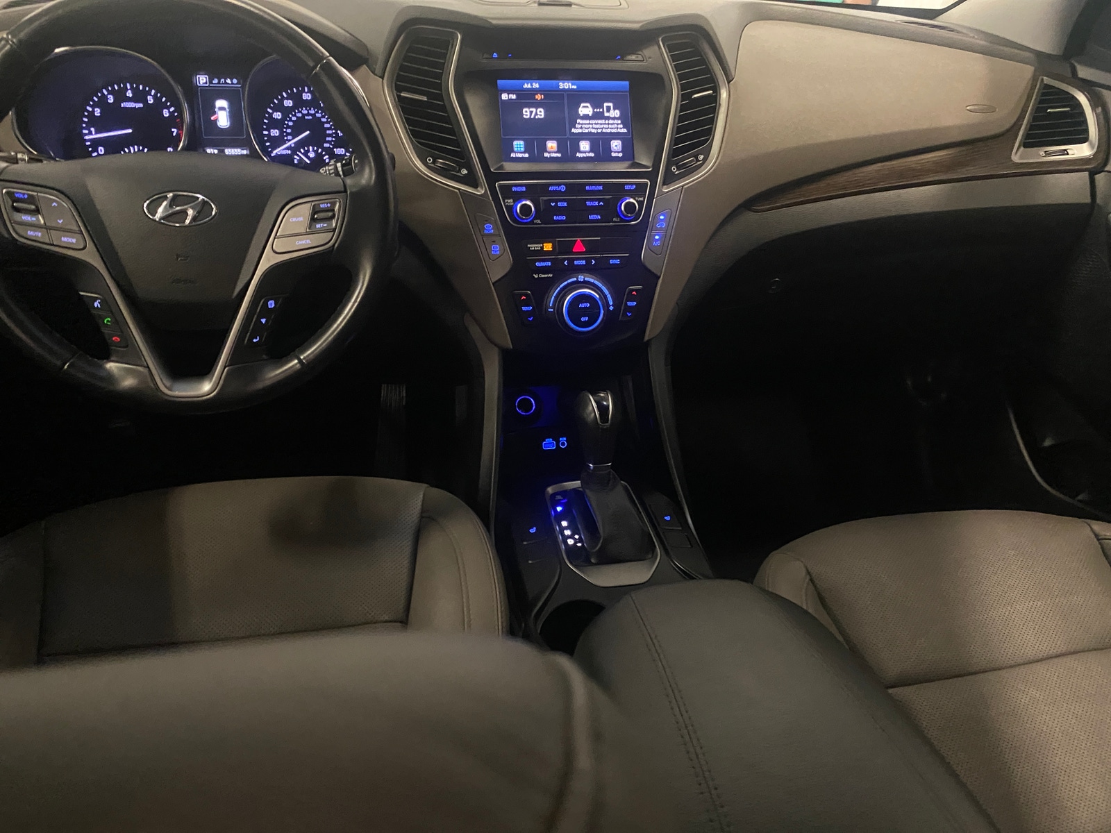 Thumbnail: 2017 Hyundai Santa Fe - 2