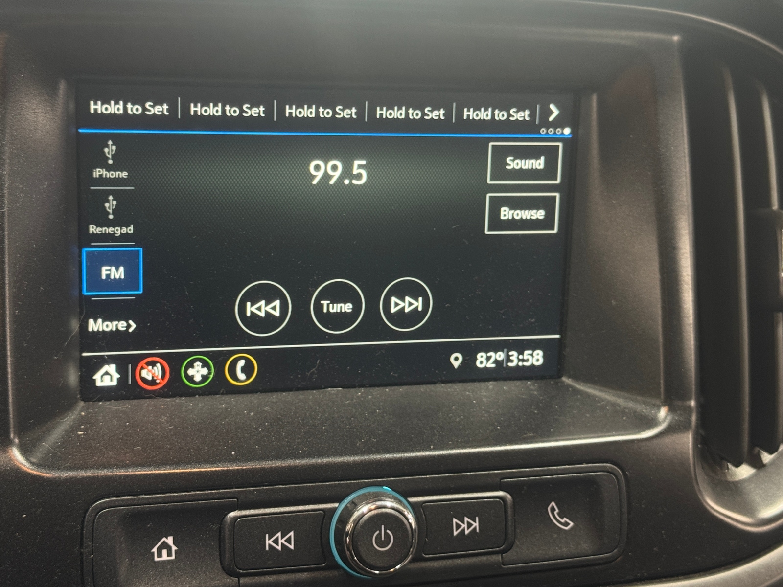Thumbnail: 2019 Chevrolet Colorado - 4