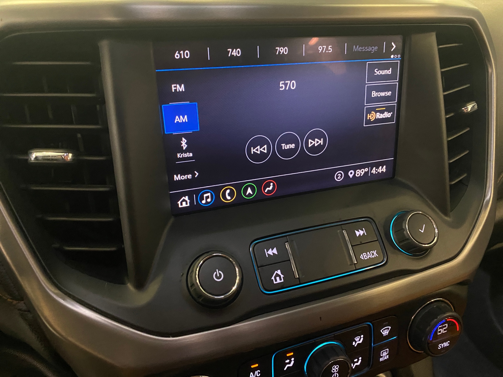 Thumbnail: 2020 GMC Acadia - 3