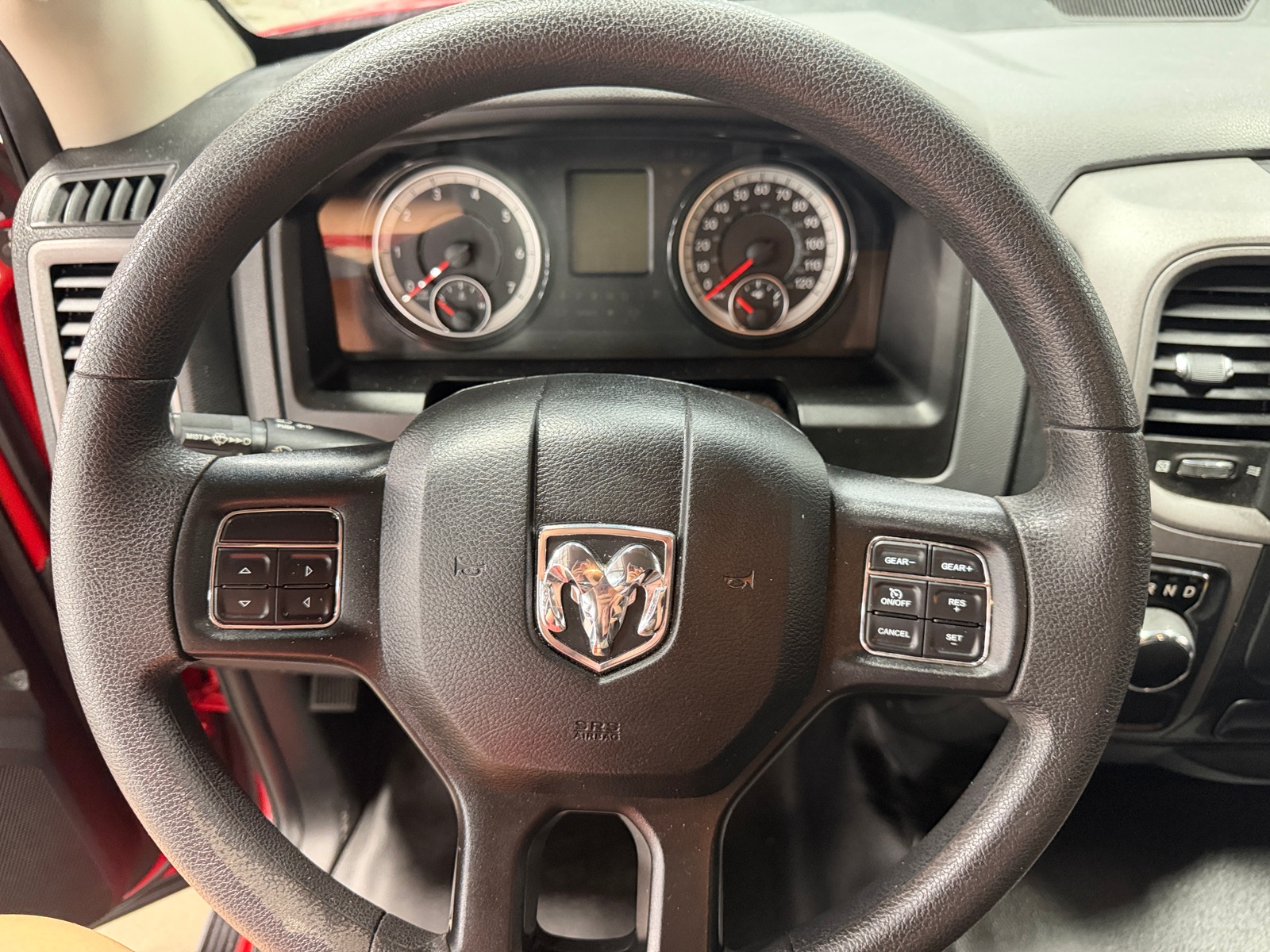 Thumbnail: 2019 RAM 1500 Classic - 5