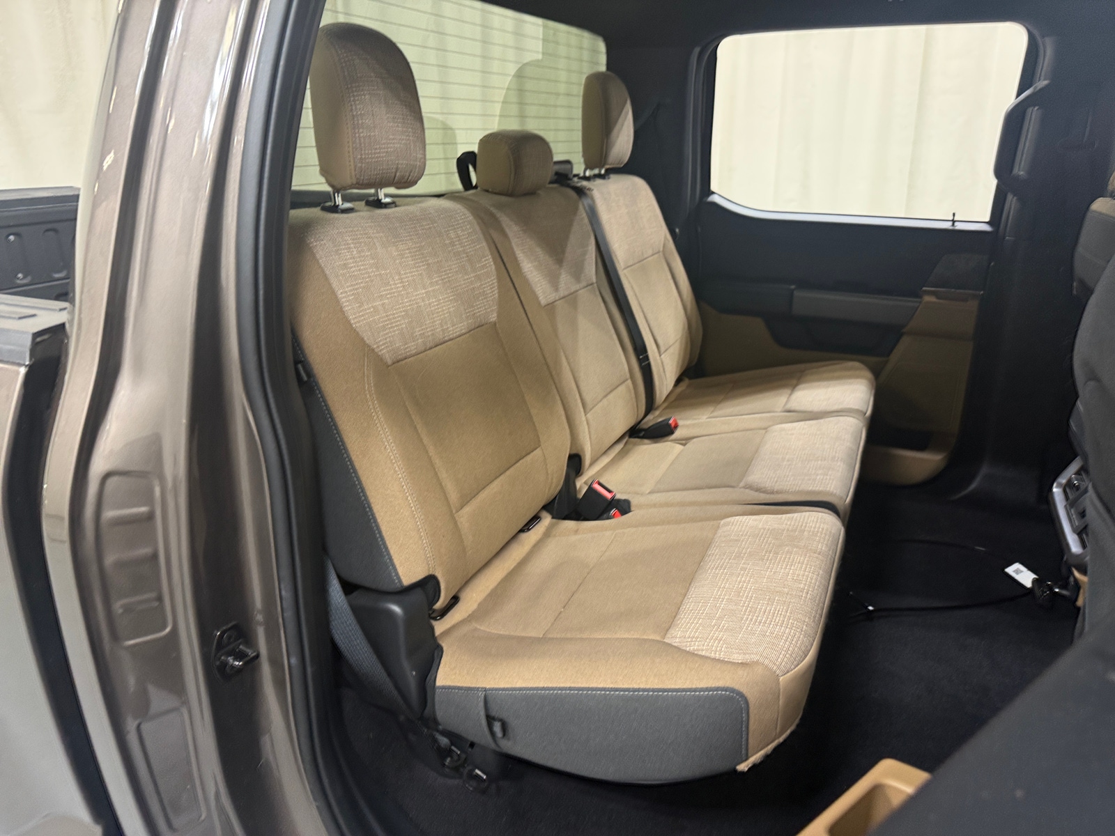 Thumbnail: 2023 Ford Econoline - 6