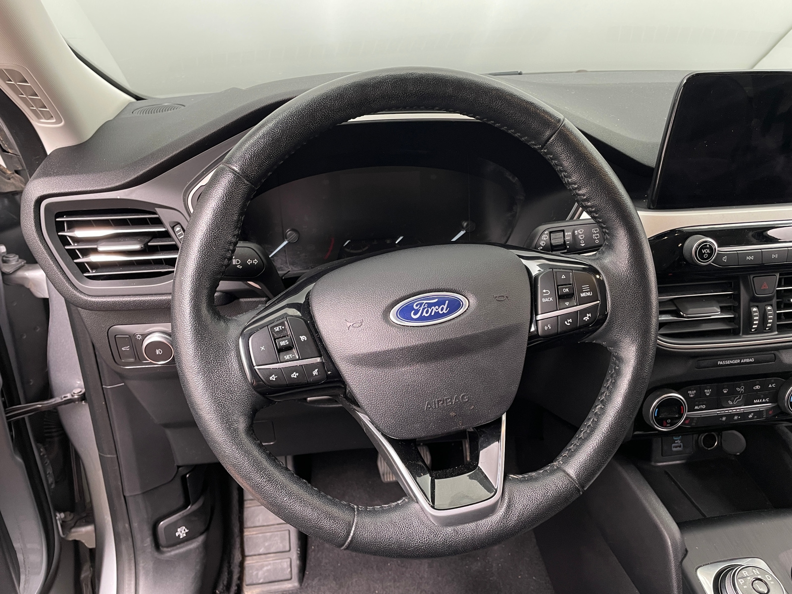 Thumbnail: 2021 Ford Escape - 4