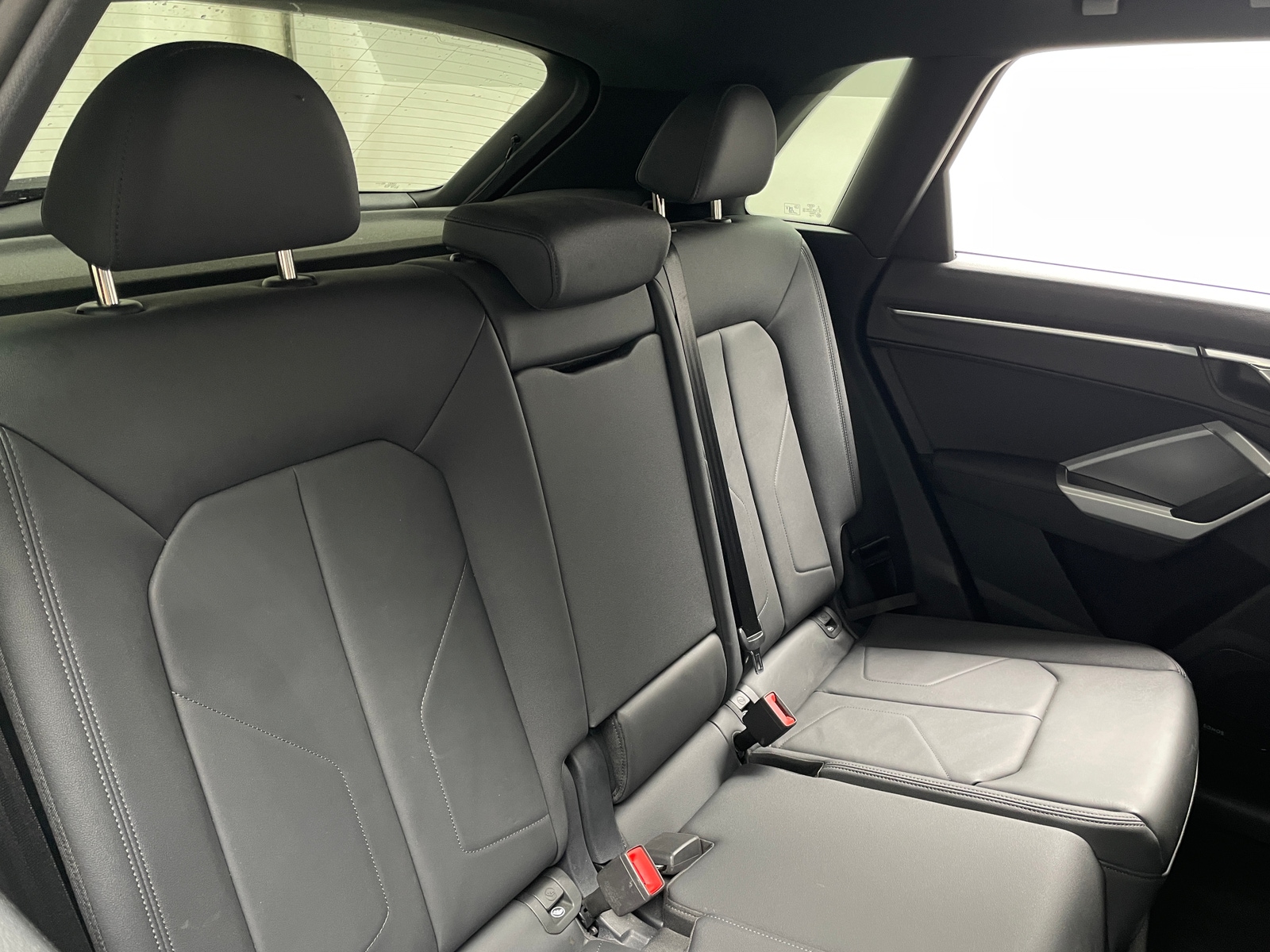 Thumbnail: 2023 Audi Q3 - 5