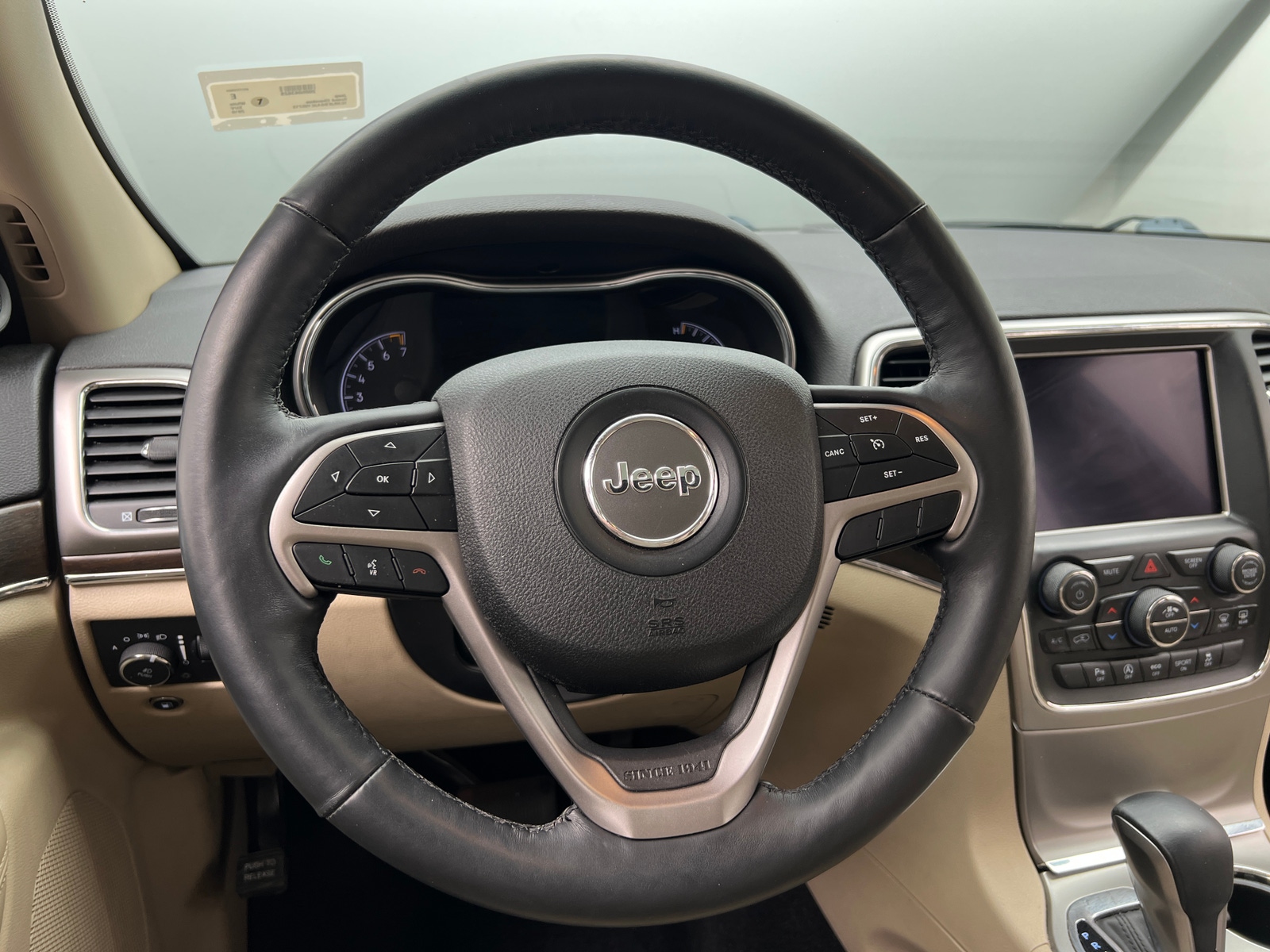 Thumbnail: 2018 Jeep Grand Cherokee - 4