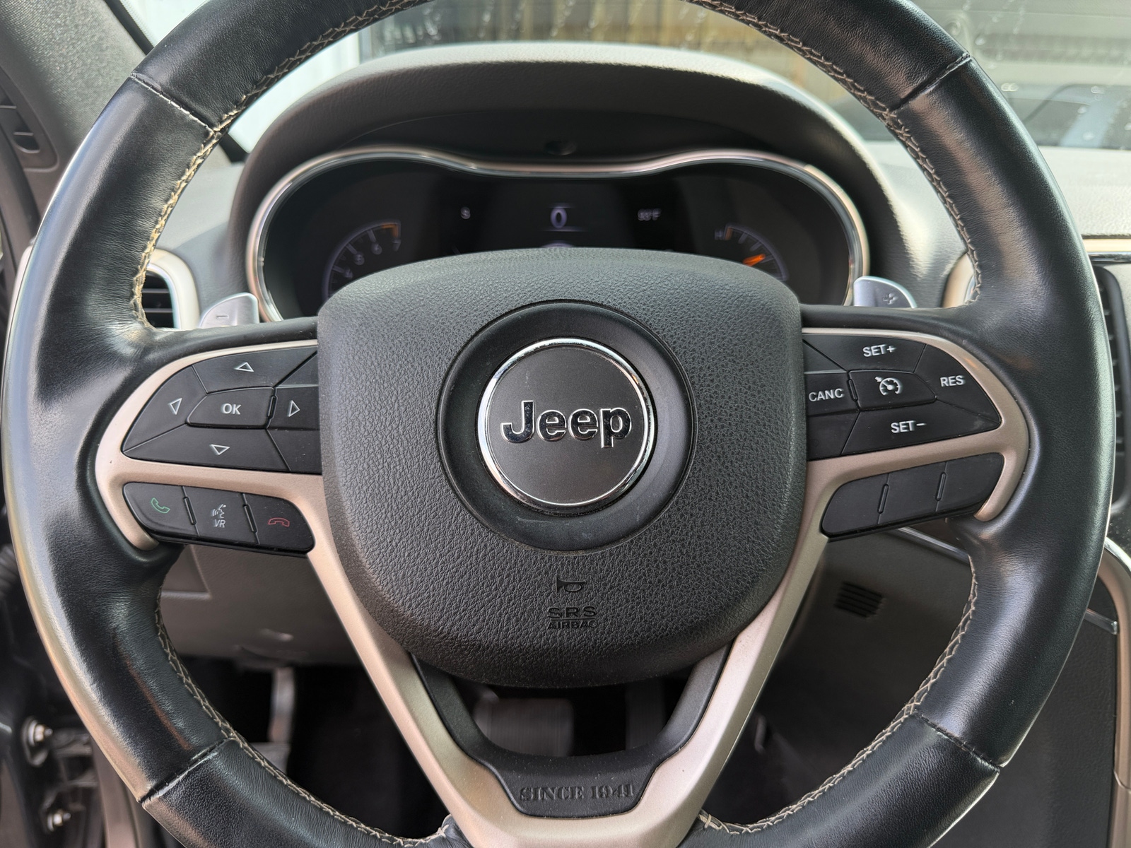 Thumbnail: 2016 Jeep Grand Cherokee - 4