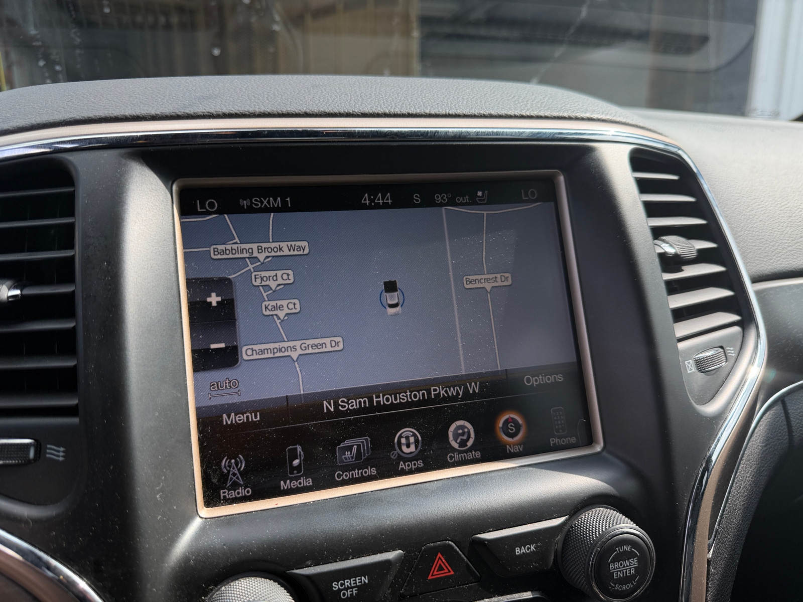 Thumbnail: 2016 Jeep Grand Cherokee - 3