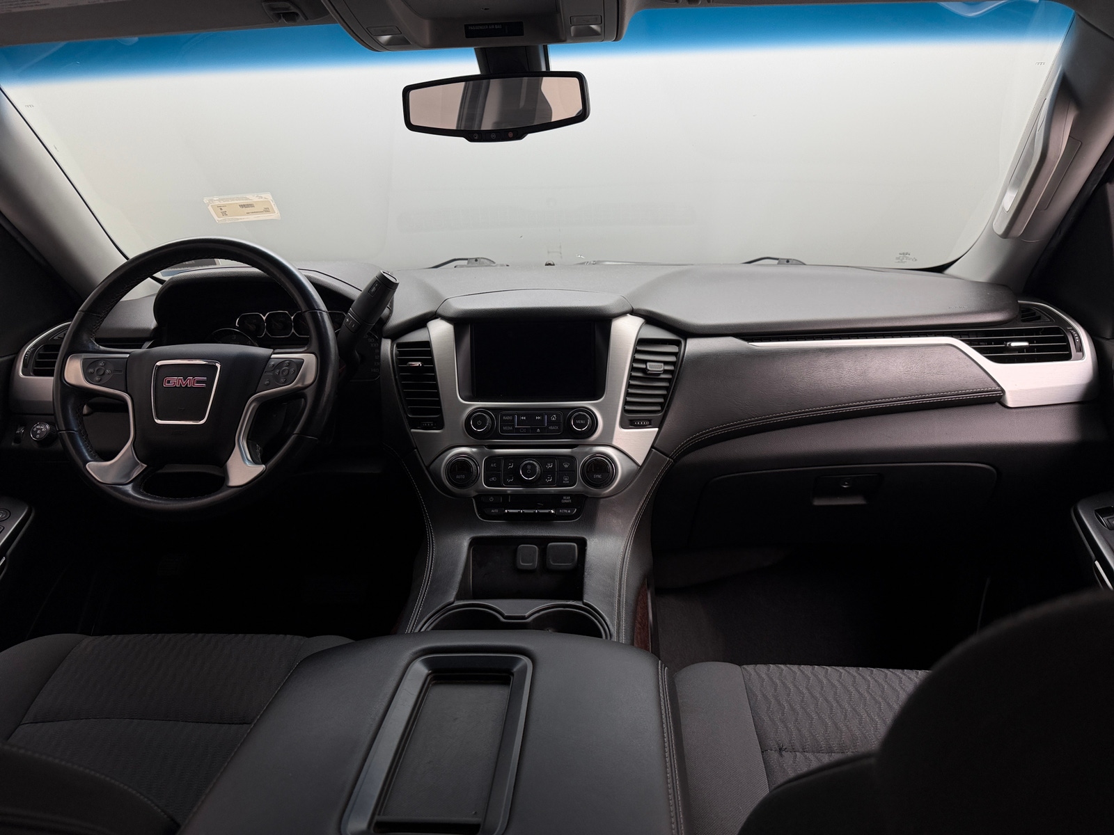 Thumbnail: 2019 GMC Yukon - 3