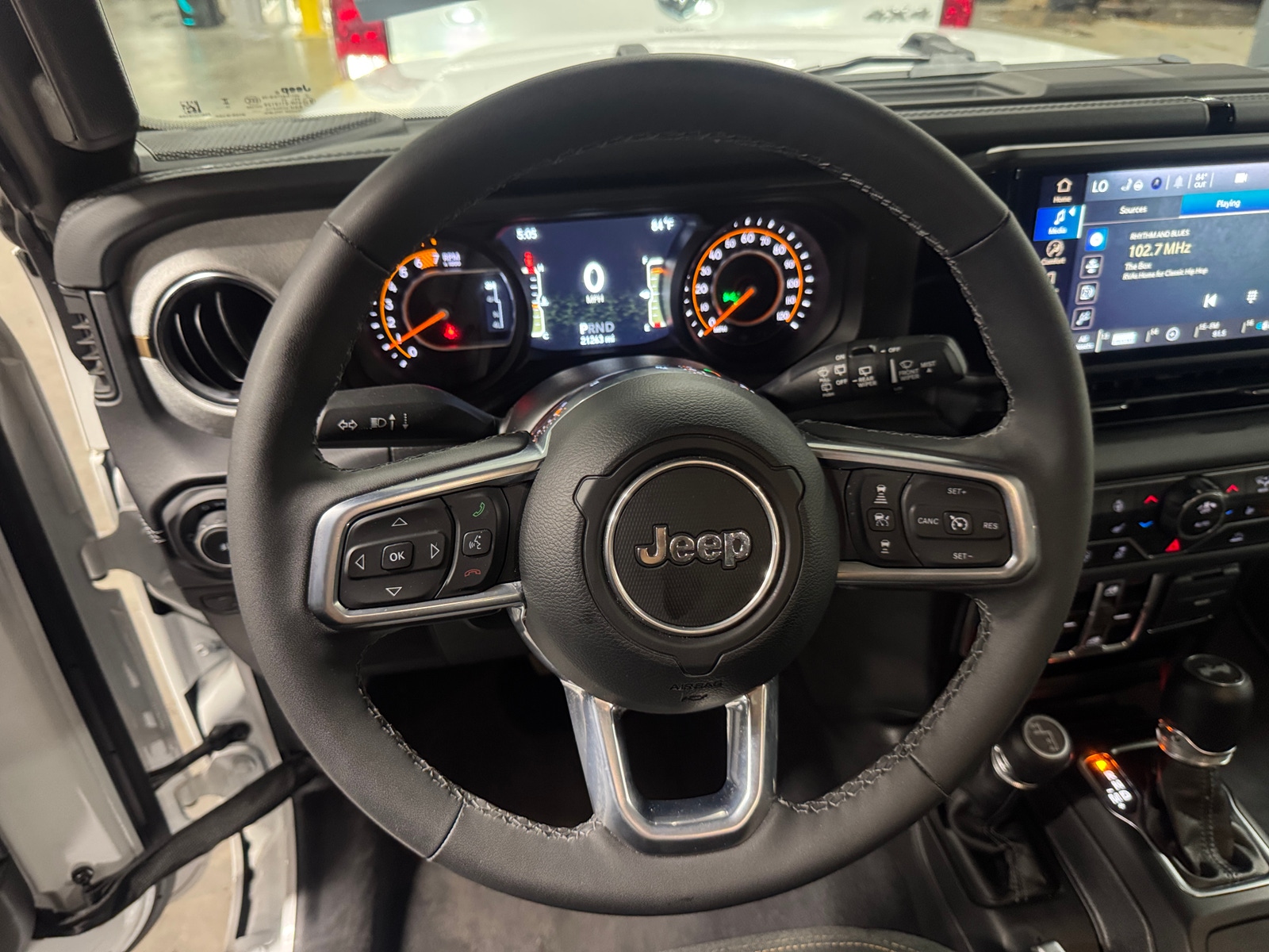 Thumbnail: 2025 Jeep Wrangler - 5