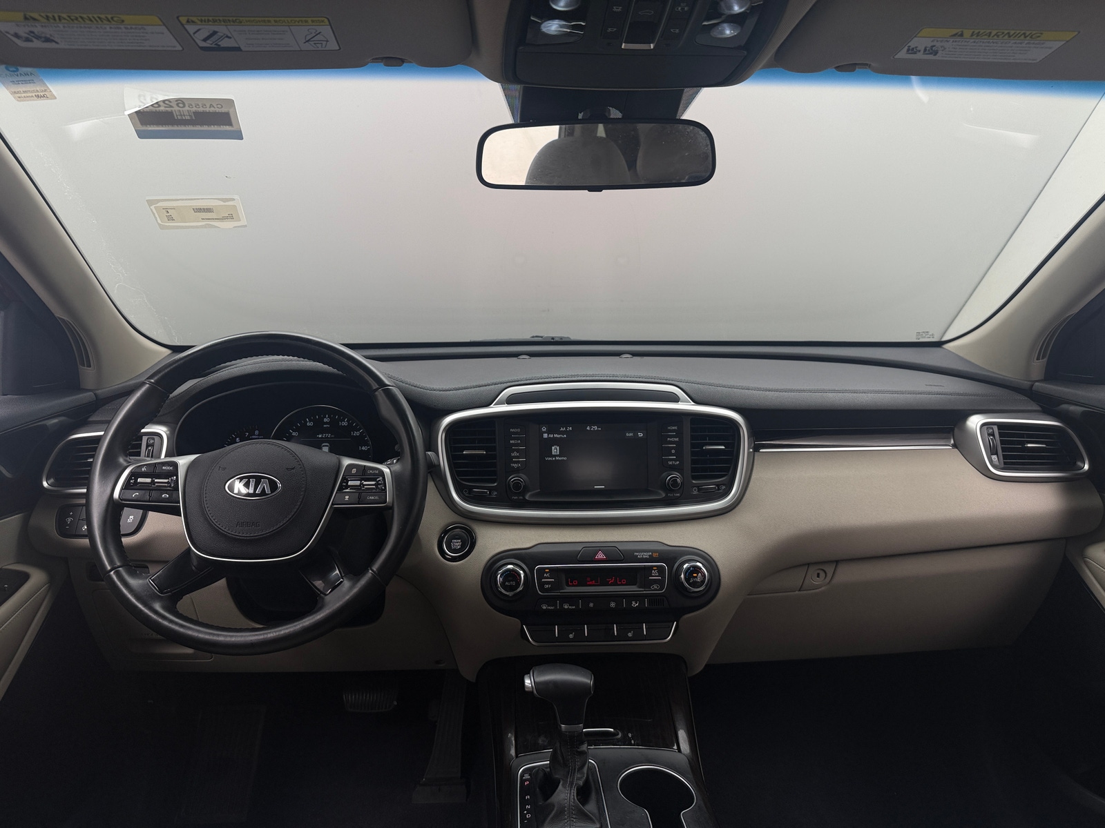 Thumbnail: 2019 Kia Sorento - 2