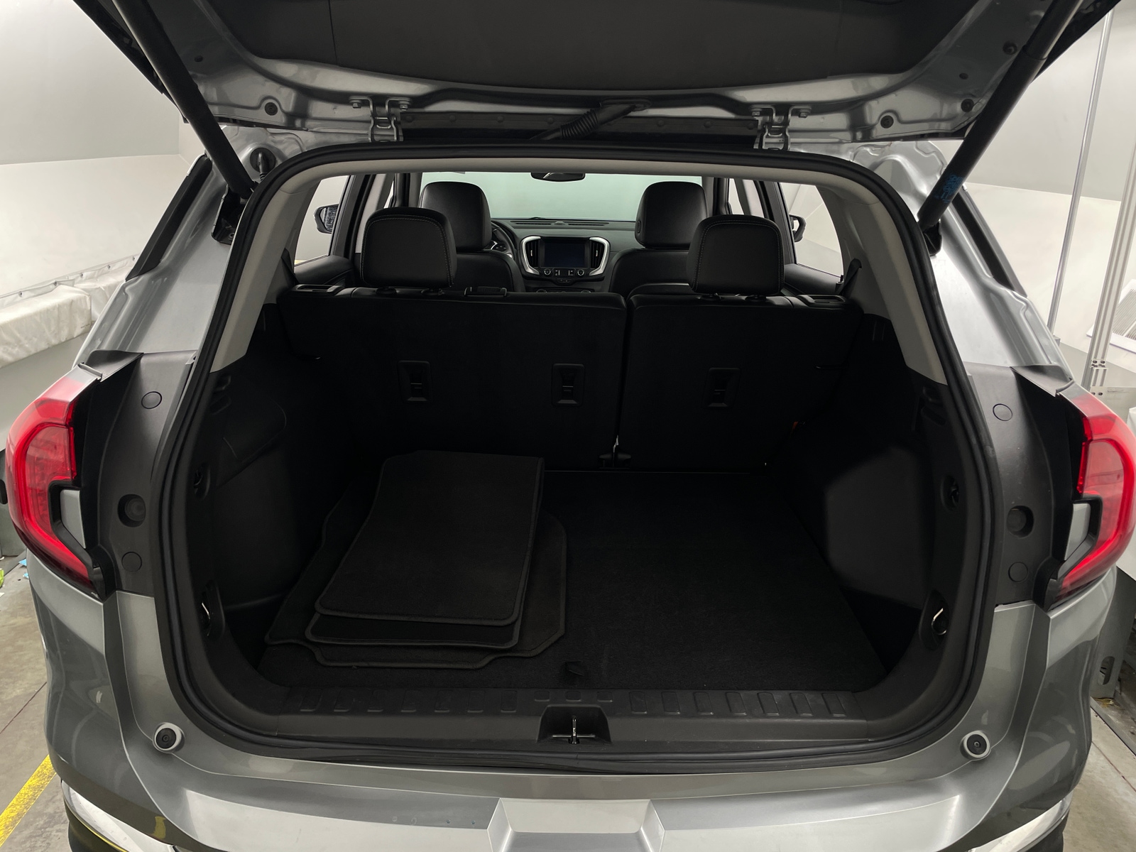 Thumbnail: 2024 GMC Terrain - 6