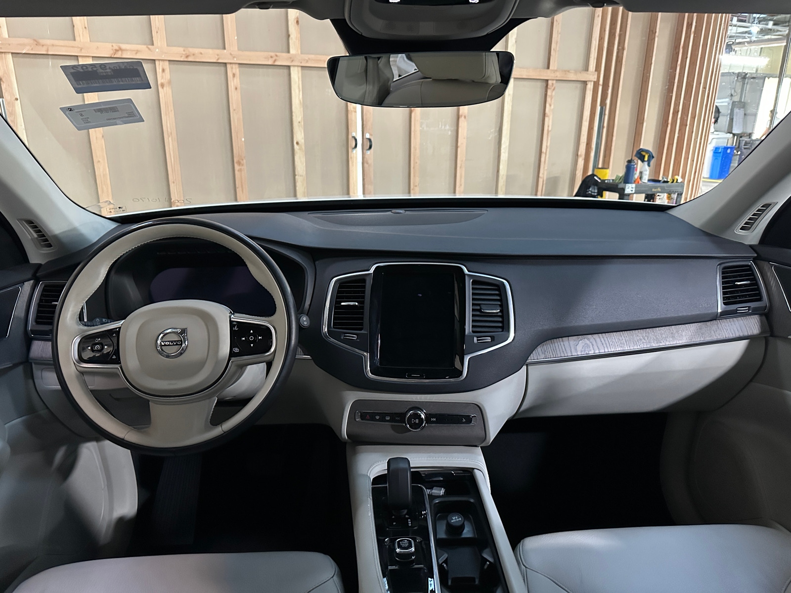 Thumbnail: 2023 Volvo XC90 - 2