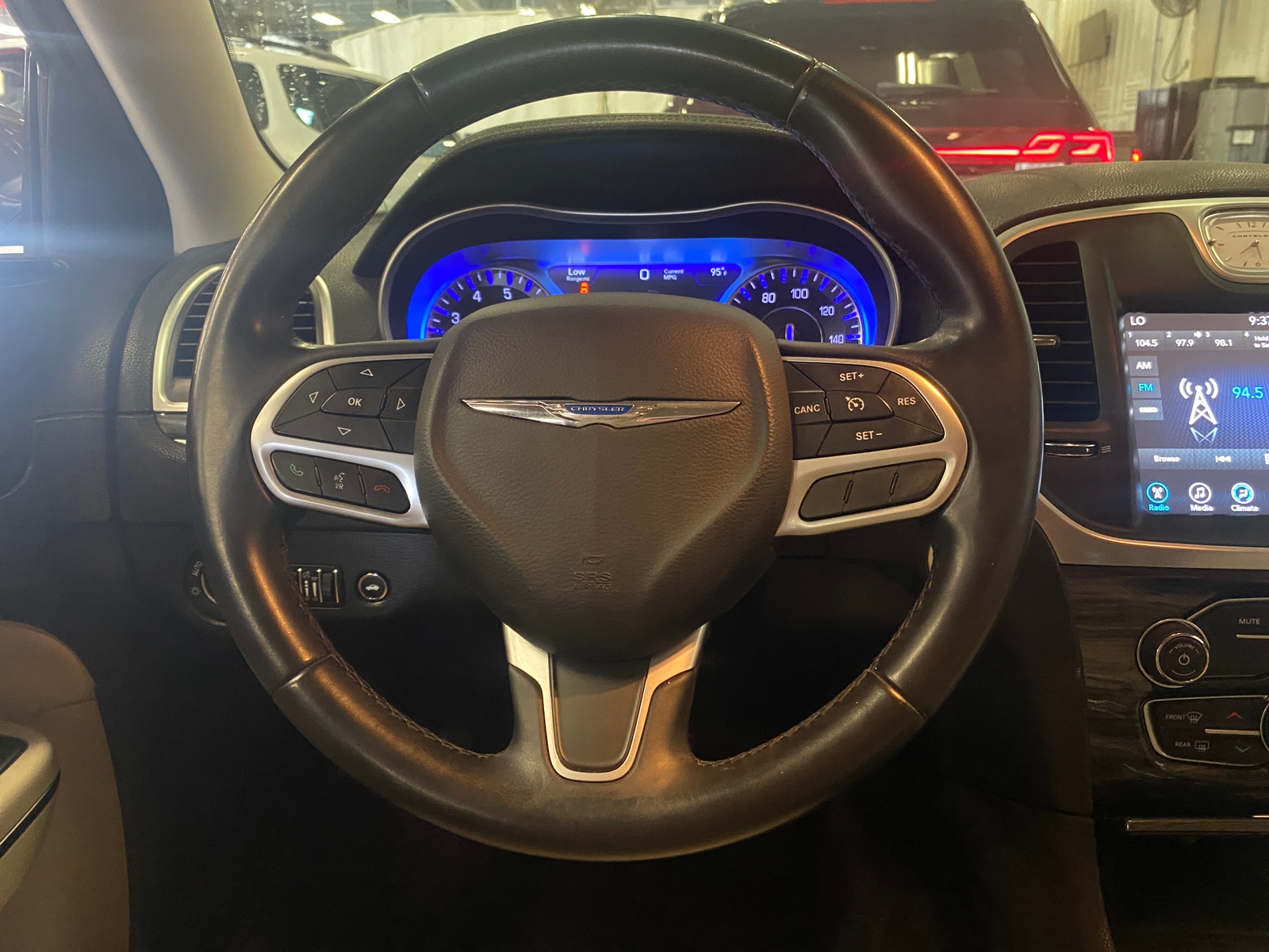 Thumbnail: 2017 Chrysler 300 - 4
