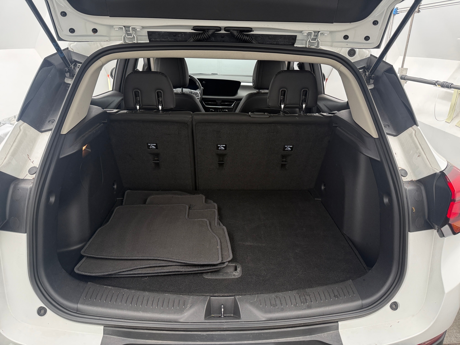 Thumbnail: 2025 Buick Encore GX - 6