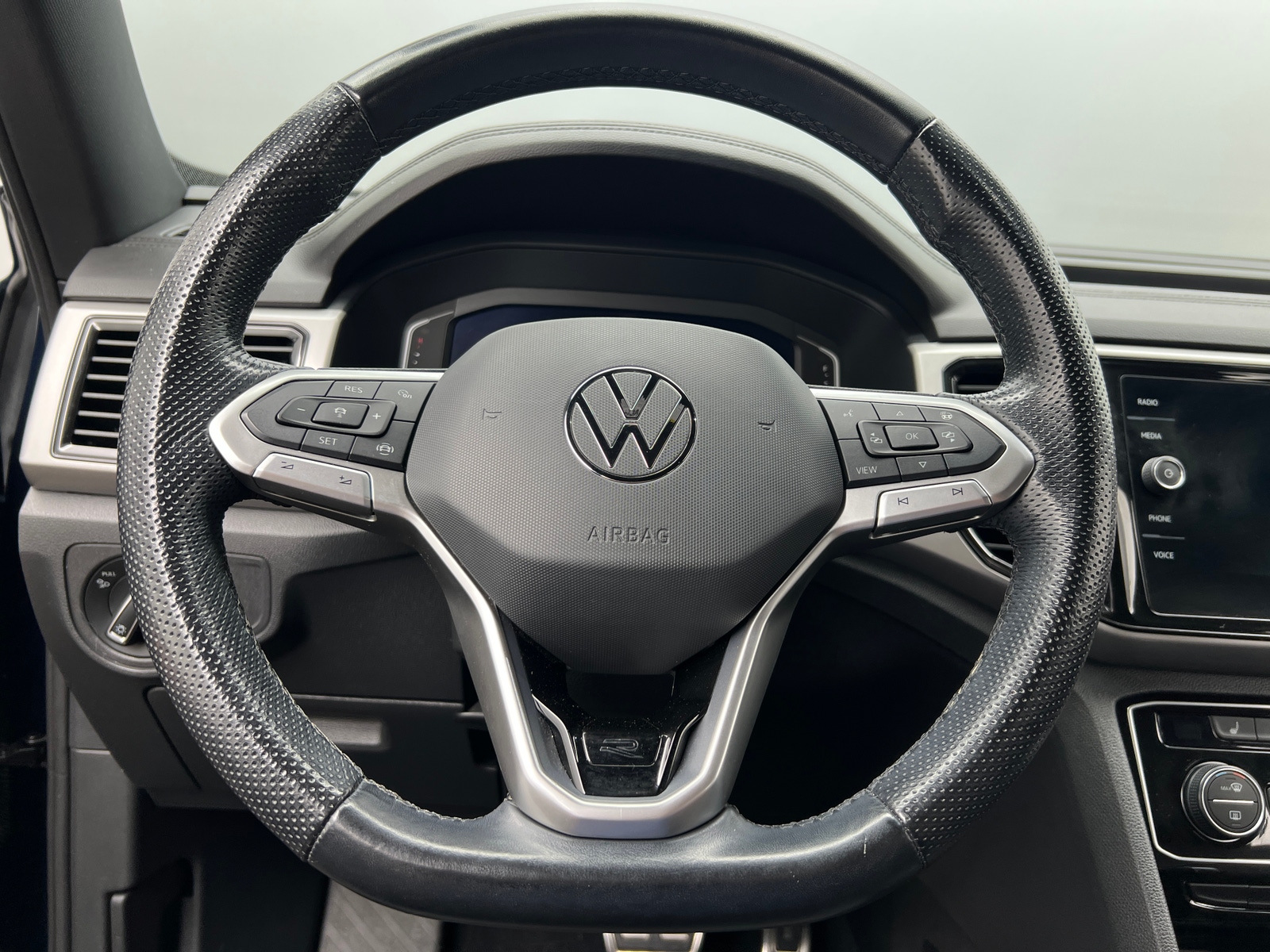 Thumbnail: 2020 Volkswagen Atlas - 4