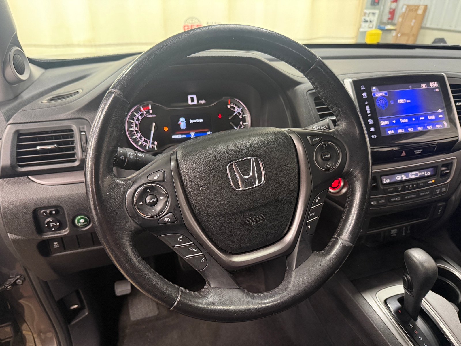 Thumbnail: 2018 Honda Pilot - 4