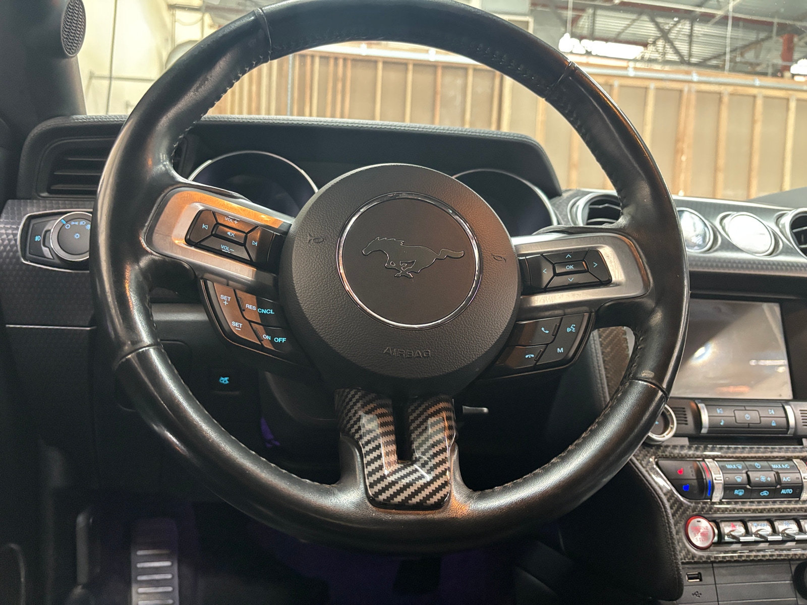 Thumbnail: 2018 Ford Mustang - 3