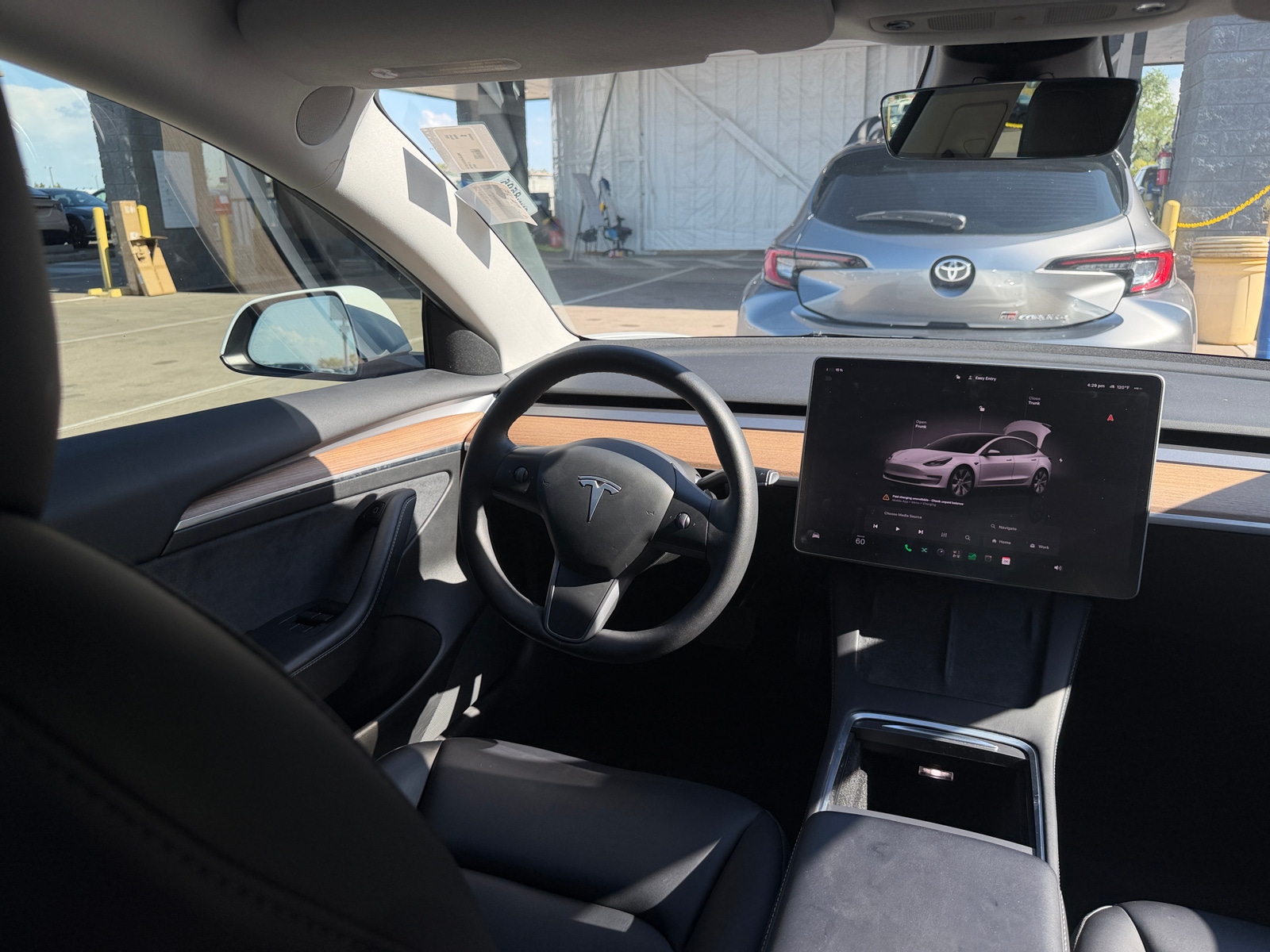 Thumbnail: 2022 Tesla Model 3 - 4