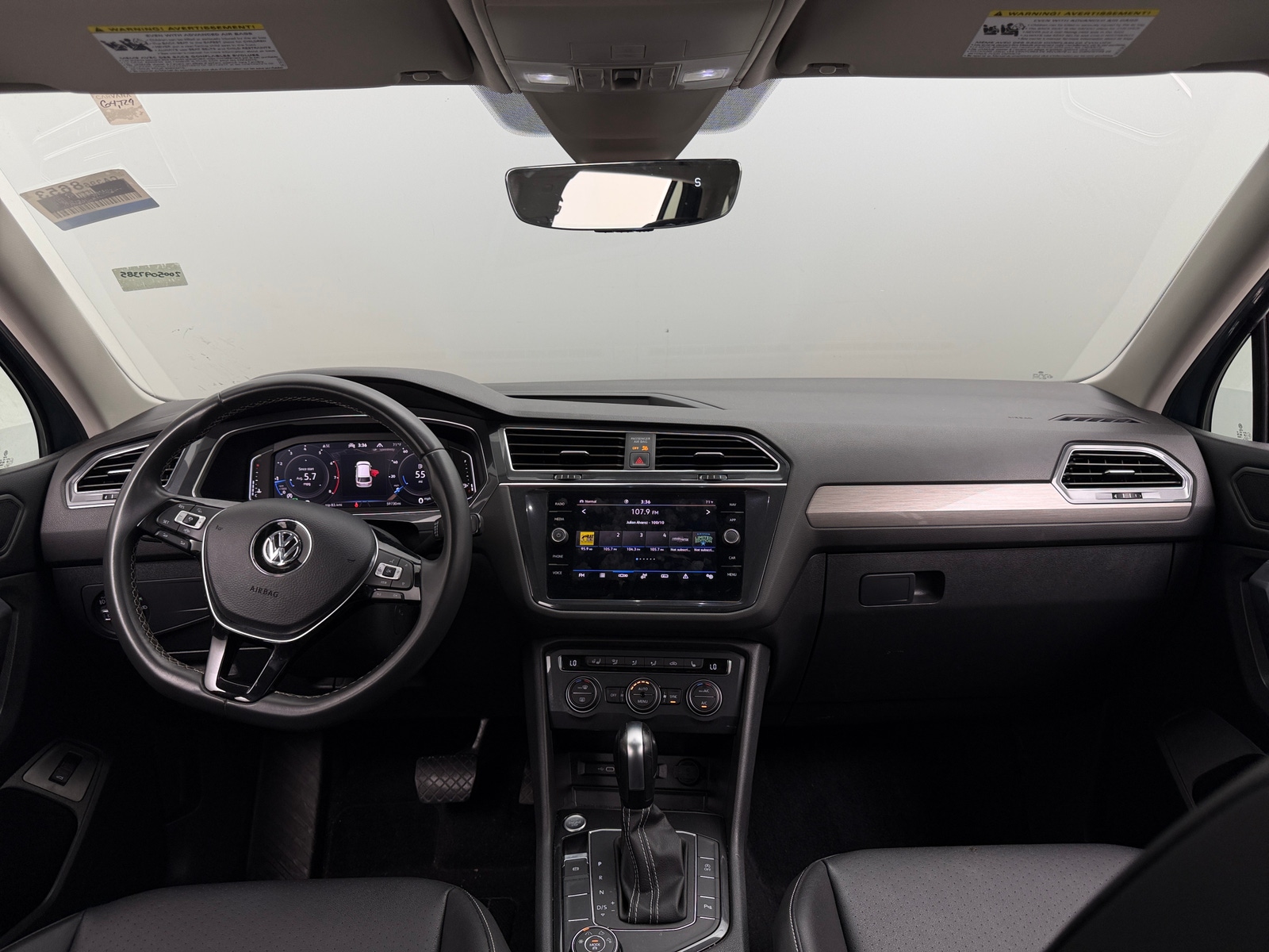 Thumbnail: 2021 Volkswagen Tiguan - 2