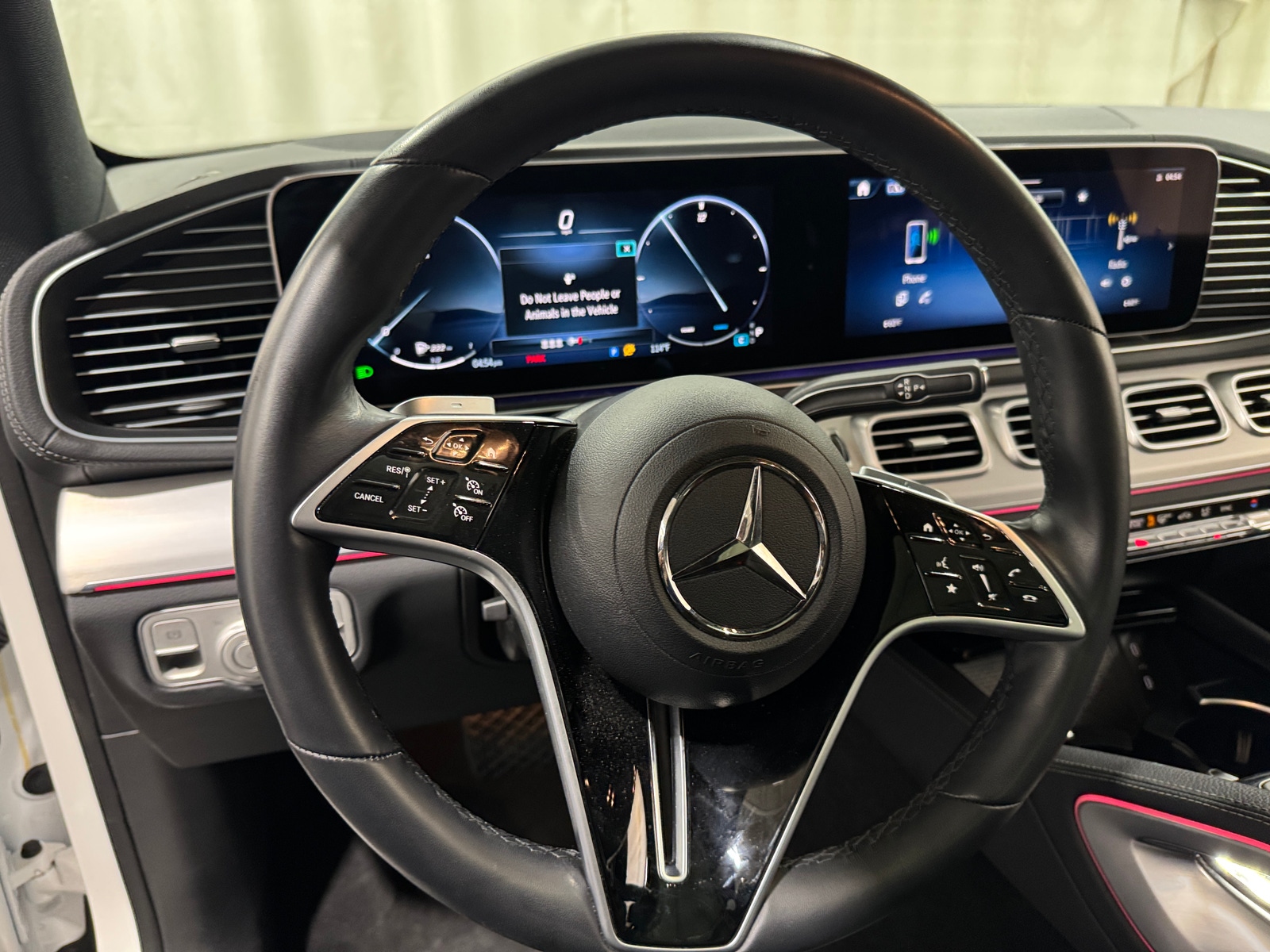 Thumbnail: 2026 Mercedes-Benz GLE - 4