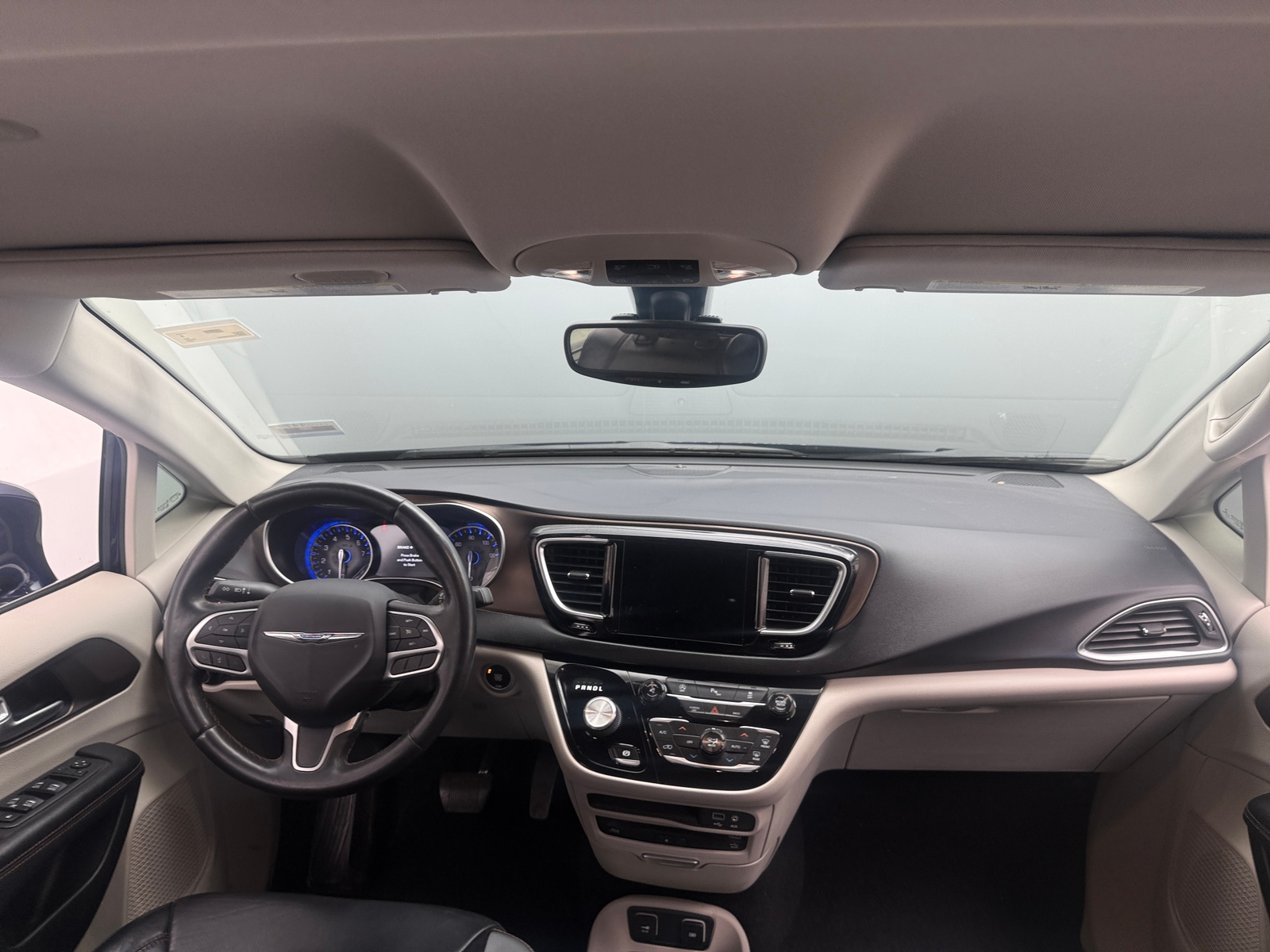 Thumbnail: 2017 Chrysler Pacifica - 2