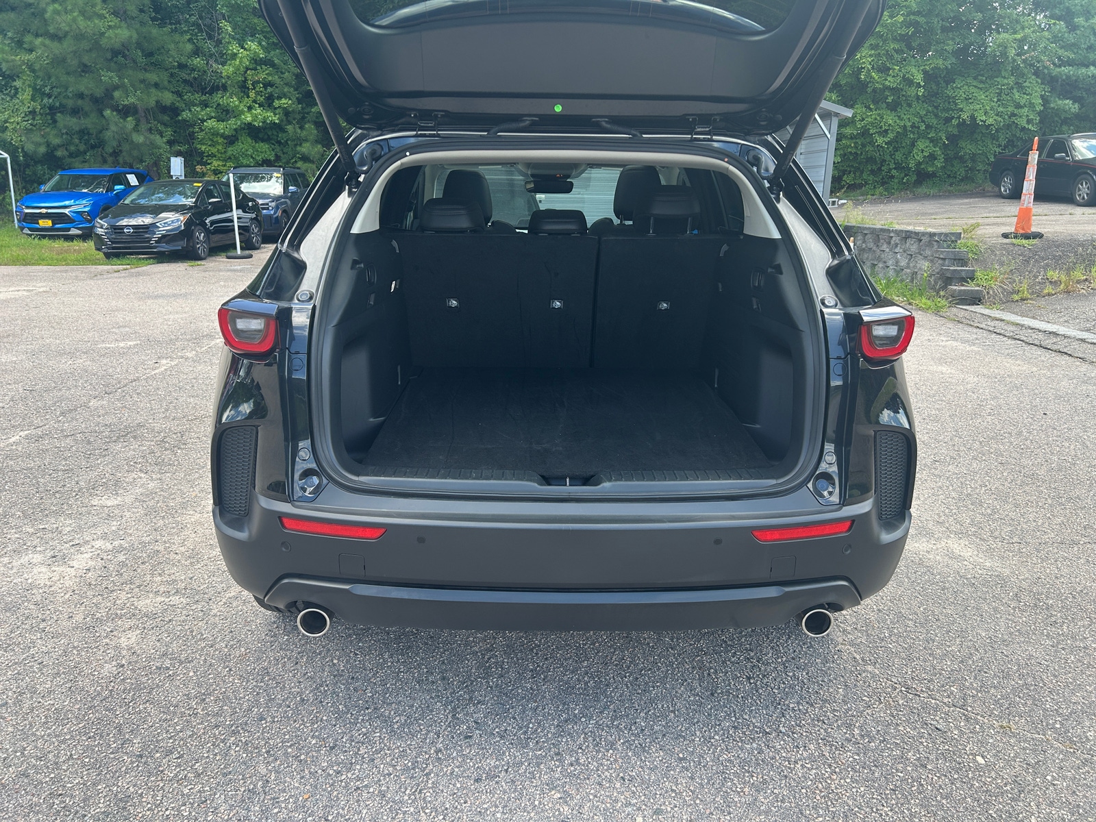 Thumbnail: 2026 Mazda CX-50 - 5