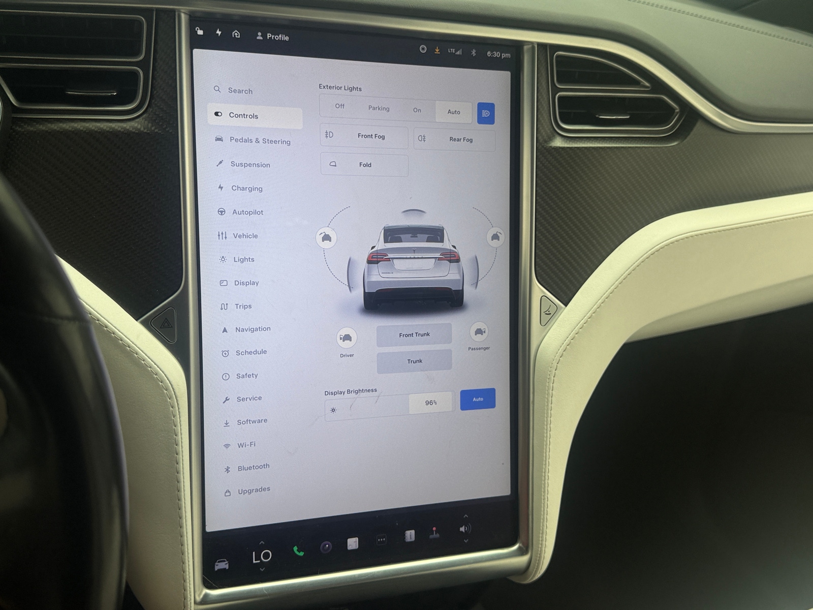 Thumbnail: 2018 Tesla Model X - 3